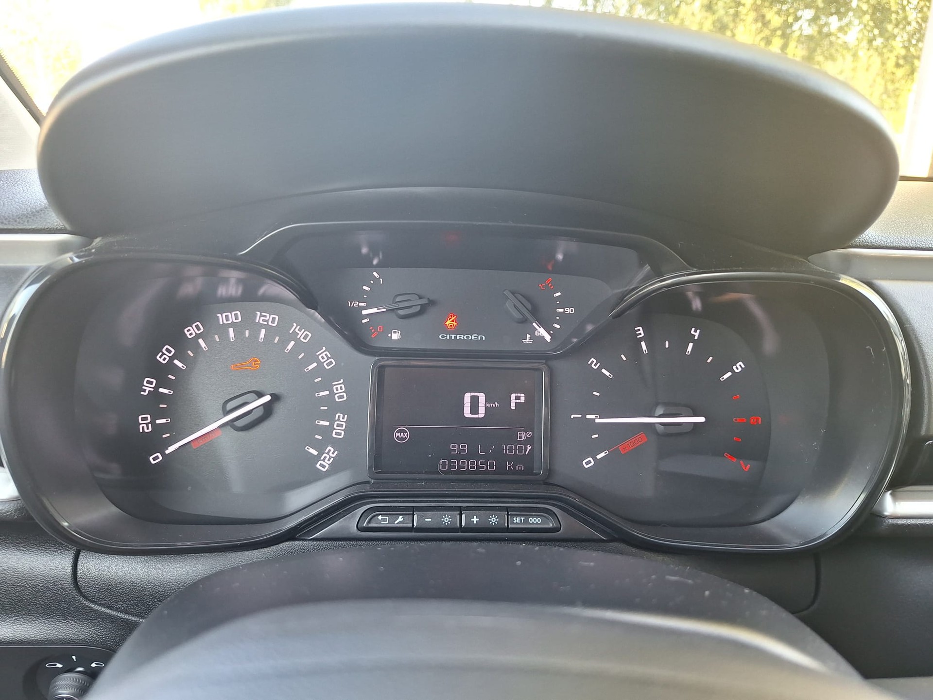 CITROEN C3 1.2i PureTech Swiss Edition EAT6-image-6