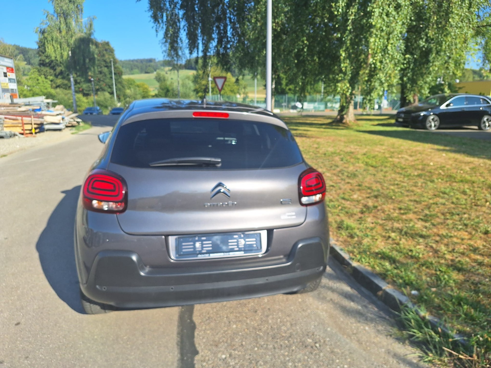 CITROEN C3 1.2i PureTech Swiss Edition EAT6-image-5