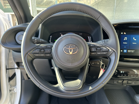 TOYOTA Aygo X 1.5 com. com.-image-8