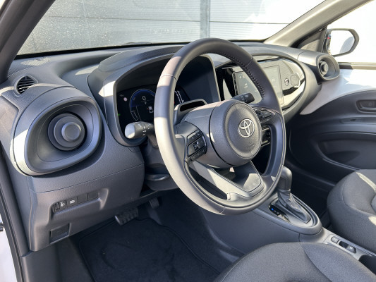 TOYOTA Aygo X 1.5 com. com.-image-7