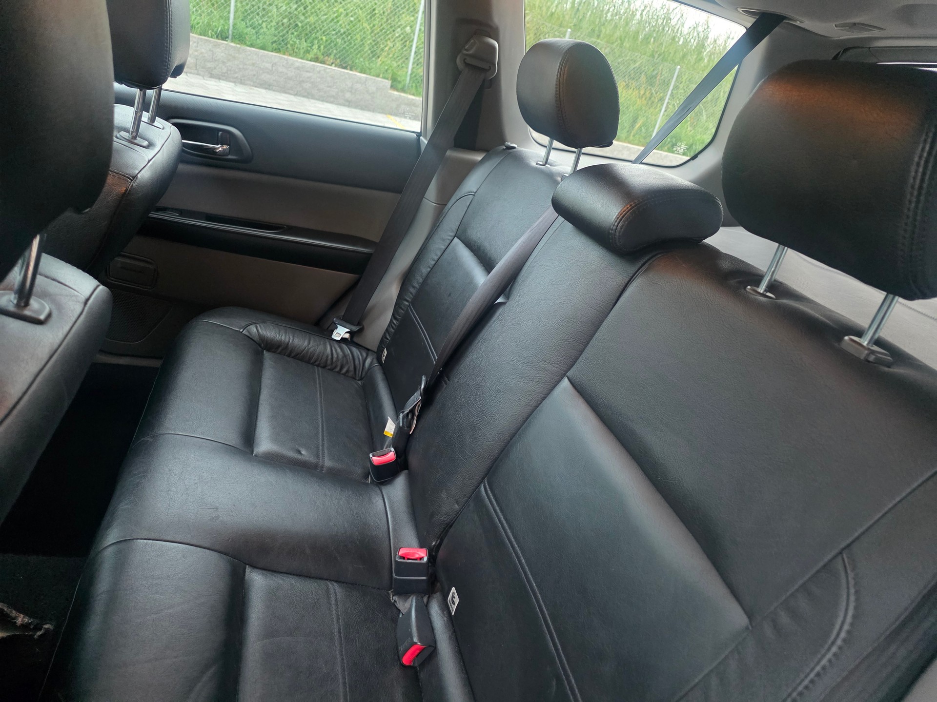 SUBARU Forester 2.0XT Automatic-image-11