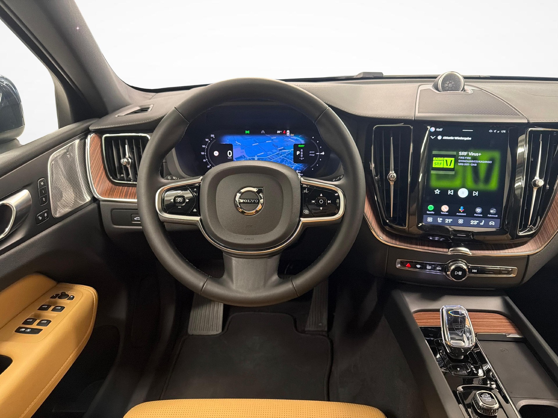 VOLVO XC60 2.0 T8 TE Ultimate Bright eAWD-image-16