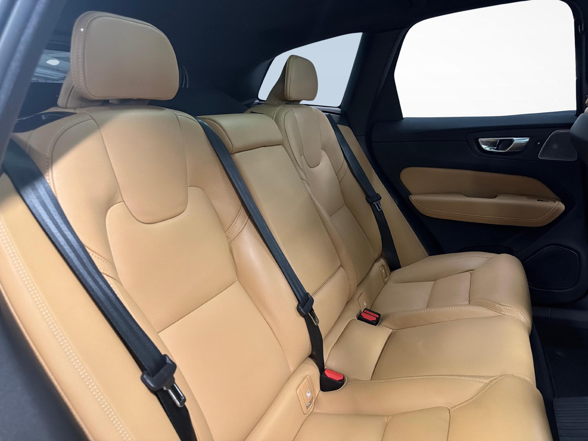 VOLVO XC60 2.0 T8 TE Ultimate Bright eAWD-image-10
