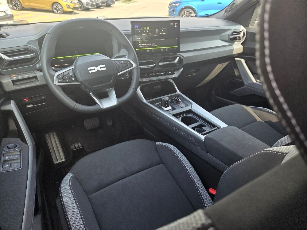 DACIA Bigster TCe Hybrid 150 48V Journey 4x4 Automat-image-9