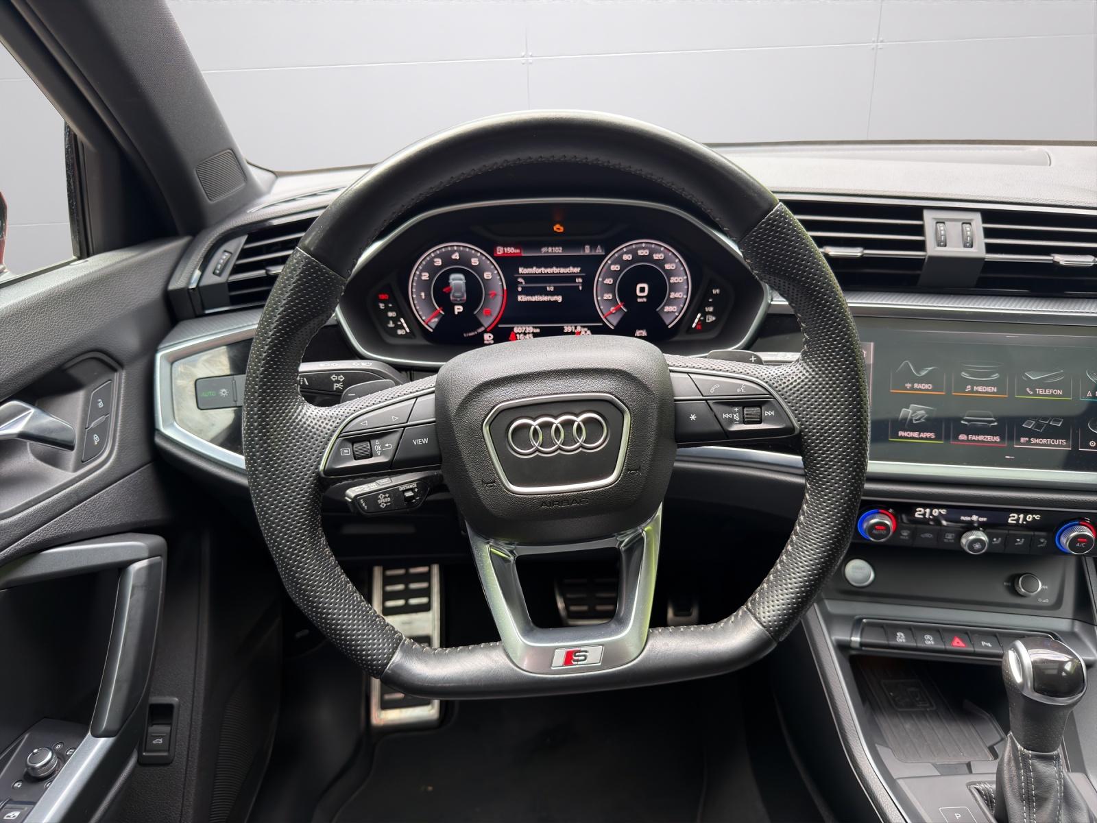 AUDI Q3 2.0 40 TFSI S line quattro S-Tronic-image-9