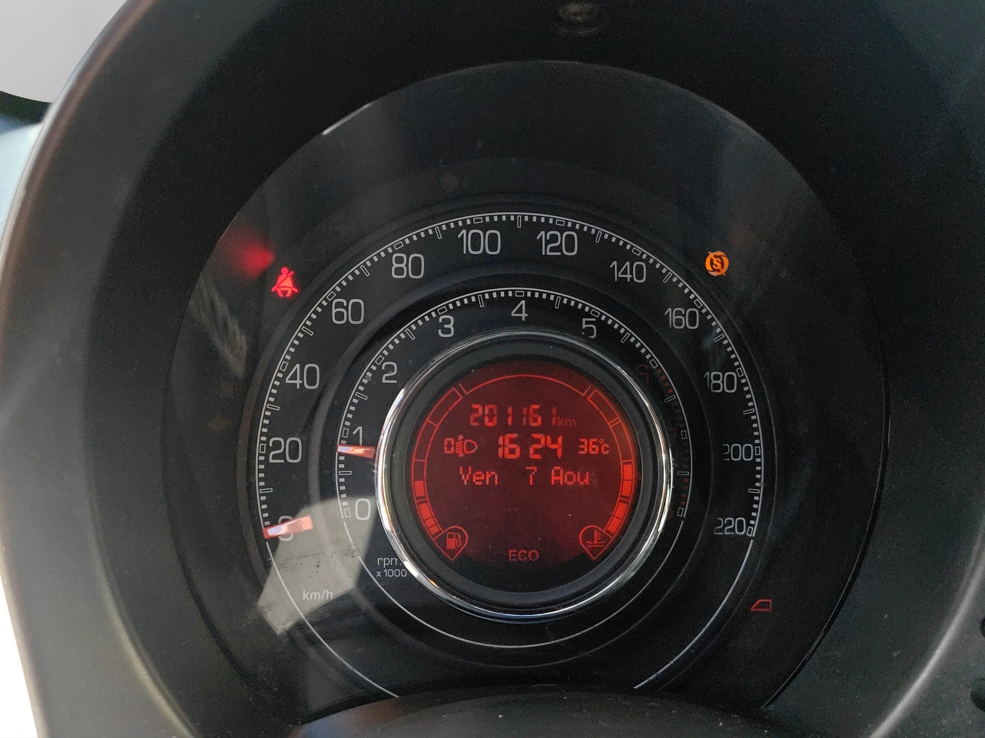 FIAT 500 0.9 Twinair Turbo Lounge-image-25