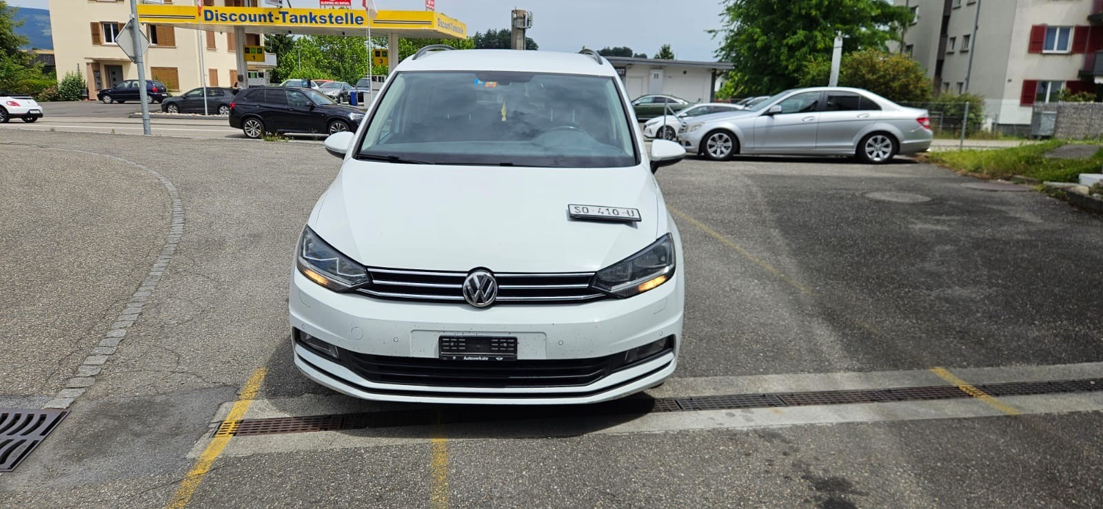 VW Touran 1.6 TDI BlueMotion Technology Trendline-image-0