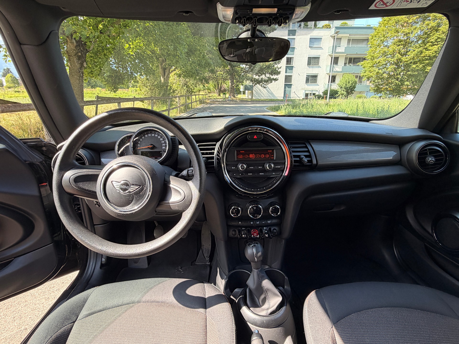 MINI 1.5i Cooper-image-5