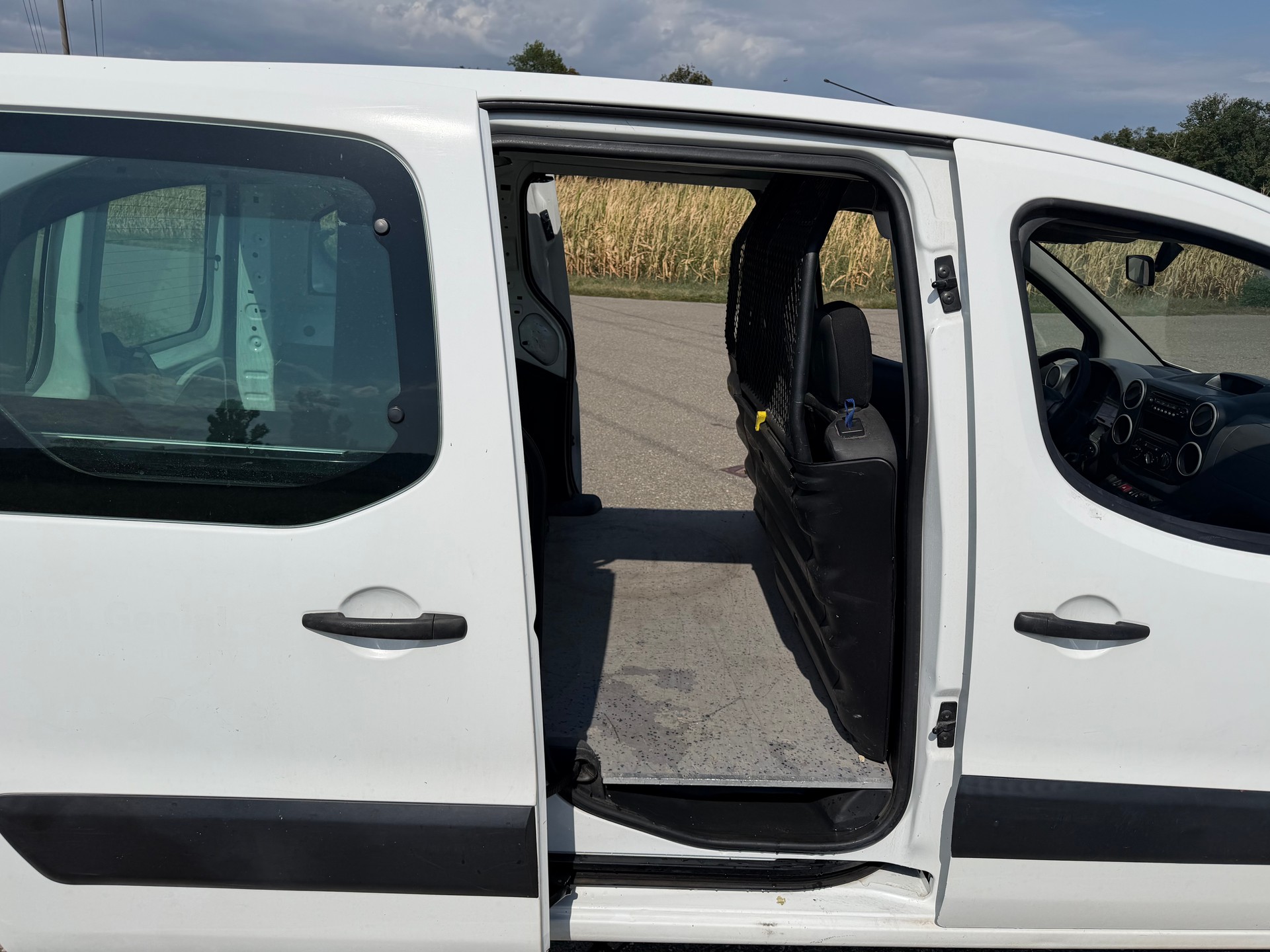 CITROEN Berlingo 1.6 HDi **FRISCH AB MFK**-image-11