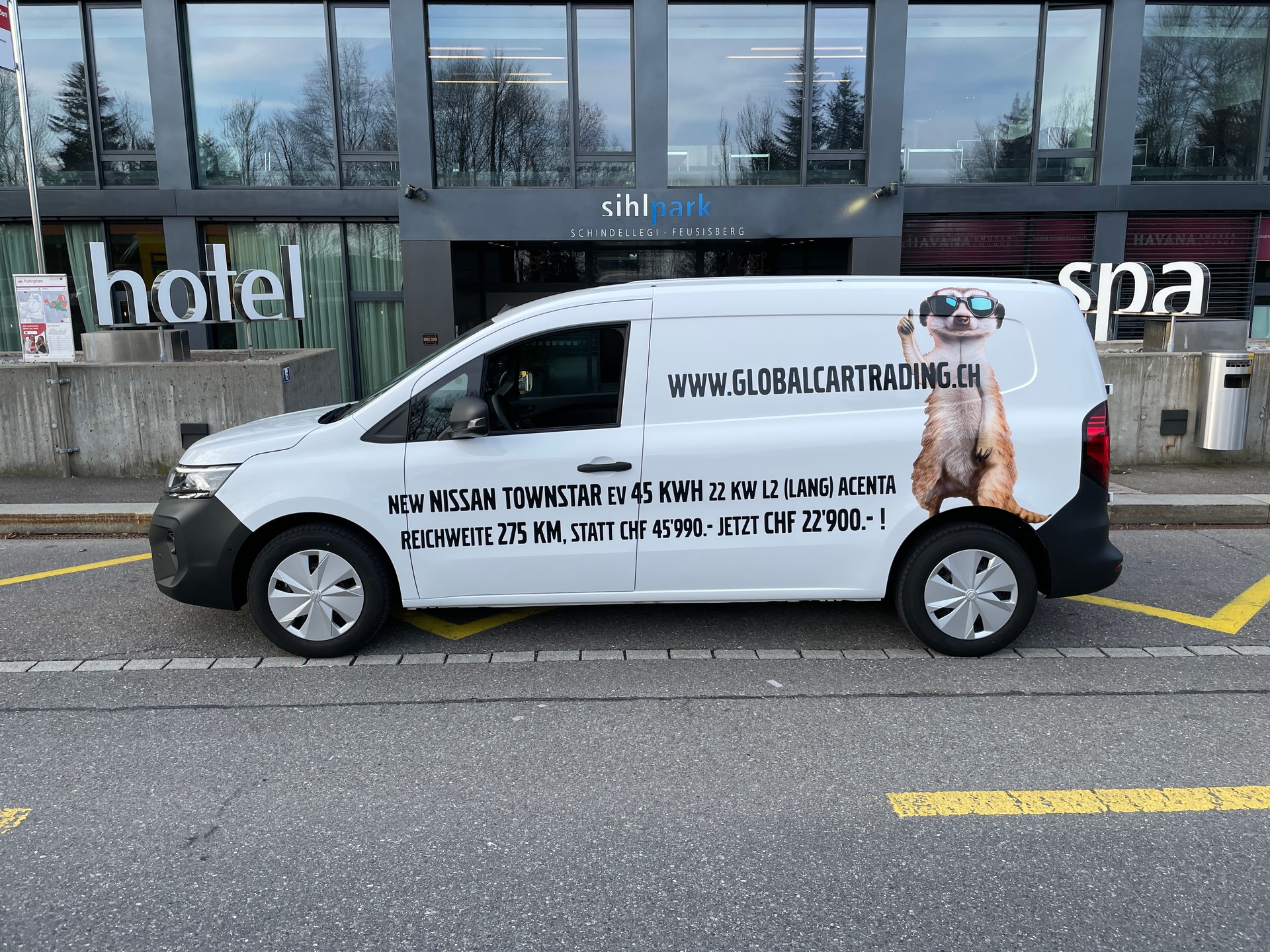 NISSAN Townstar EV45 kWh 22kW L2 Acenta-image-9