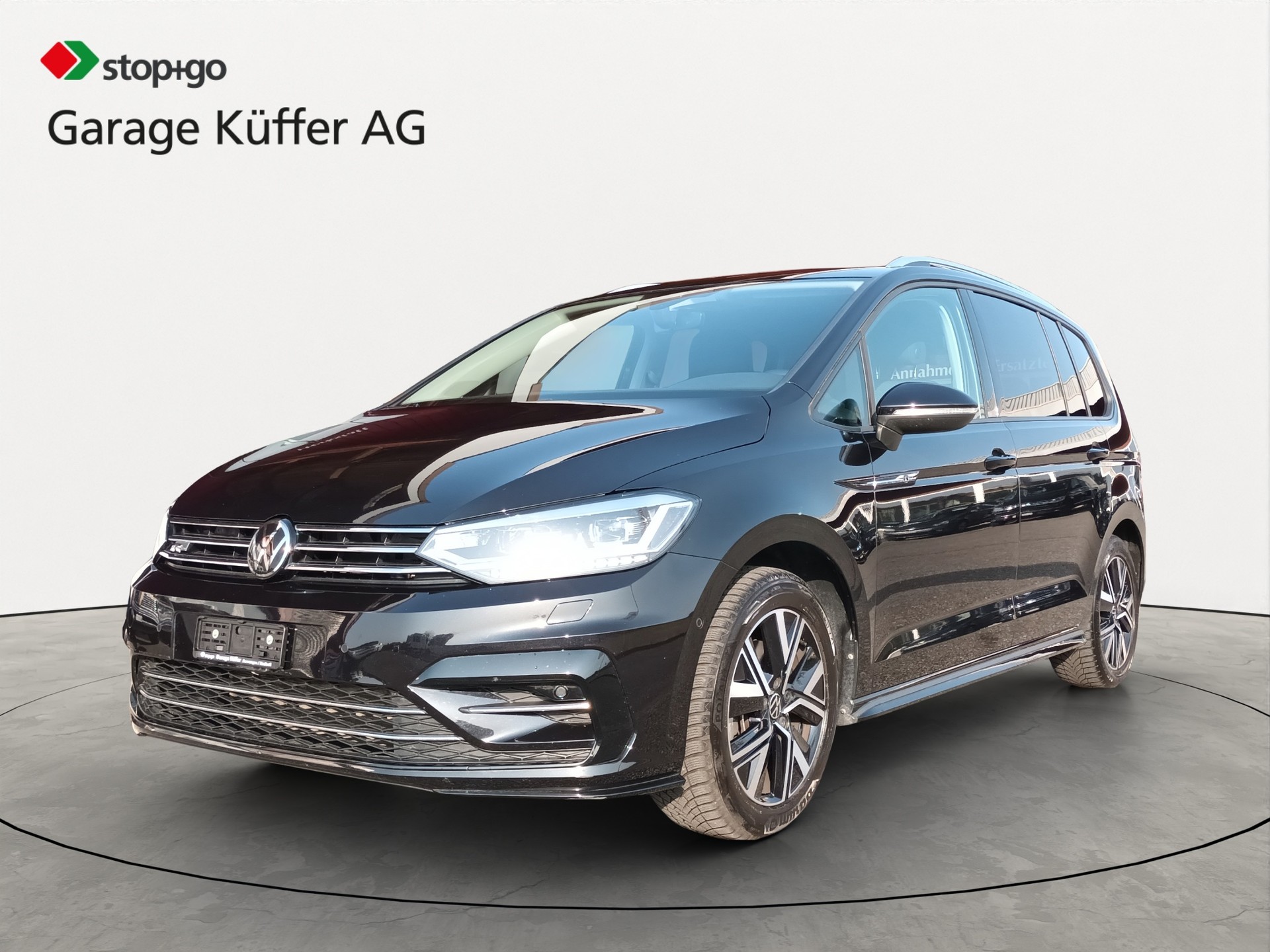 VW Touran 1.5 TSI EVO R-Line DSG-image-0
