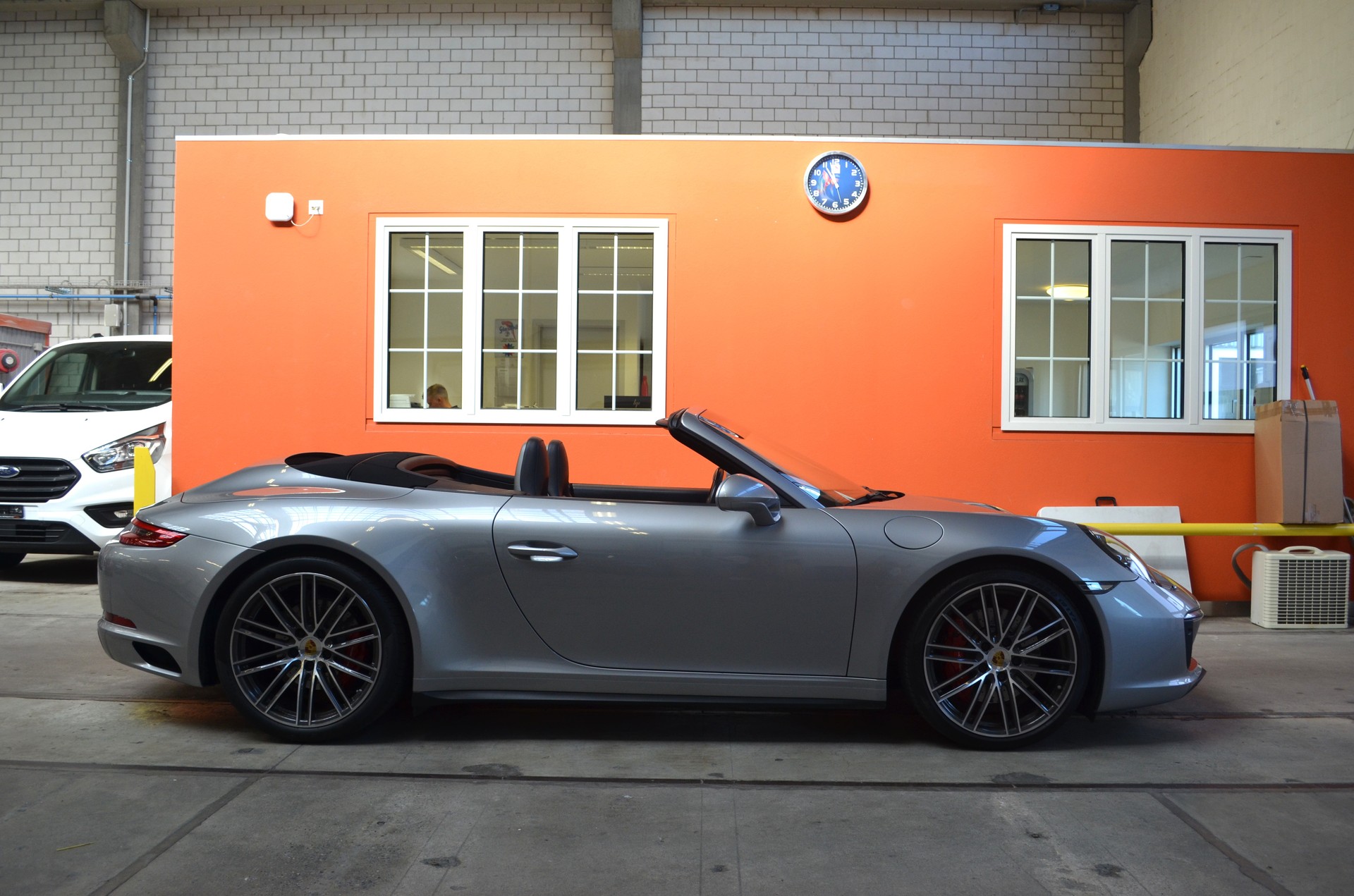 PORSCHE 911 Carrera 4S Cabrio PDK-image-3