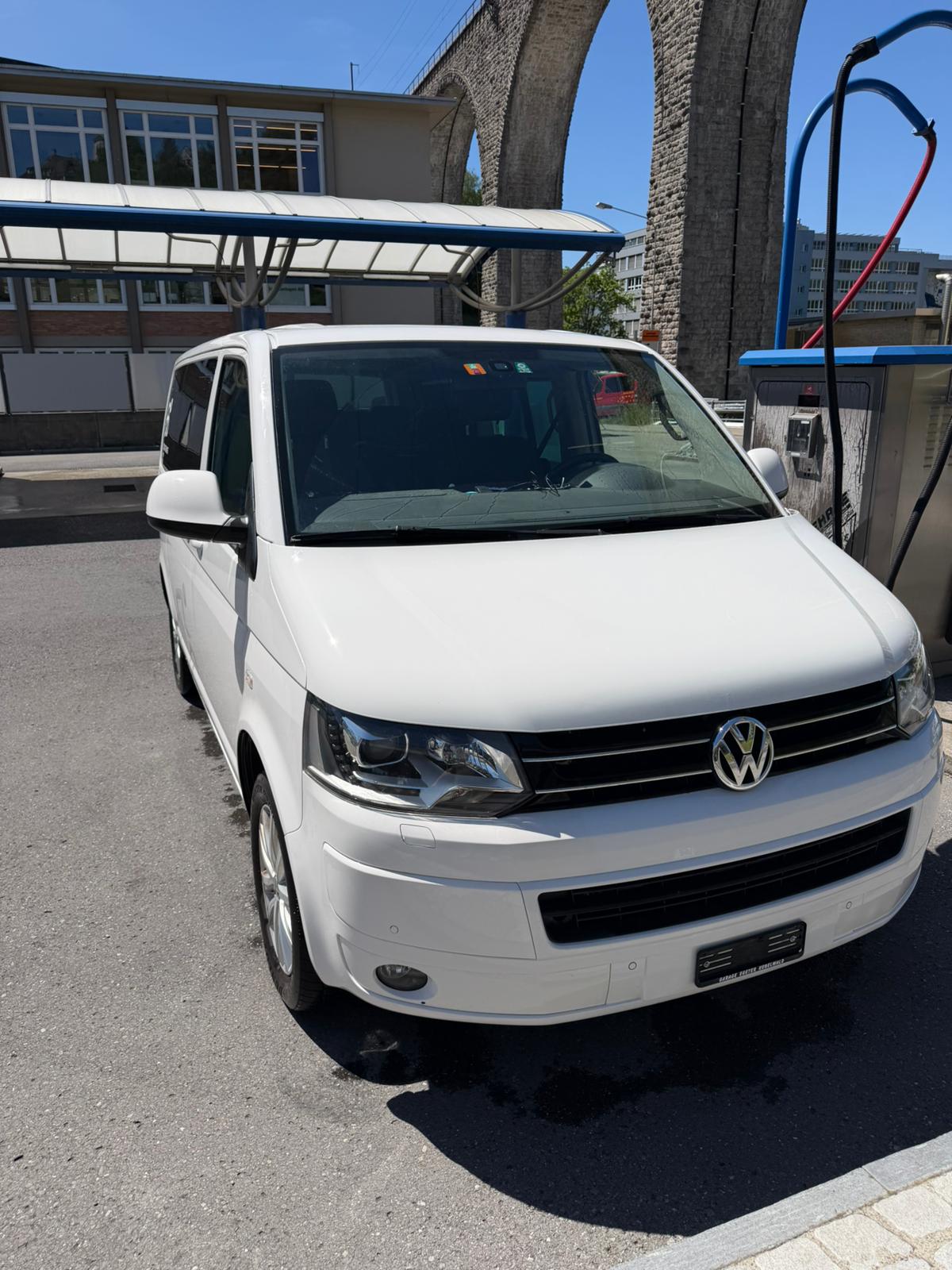VW Caravelle 4x4-image-0