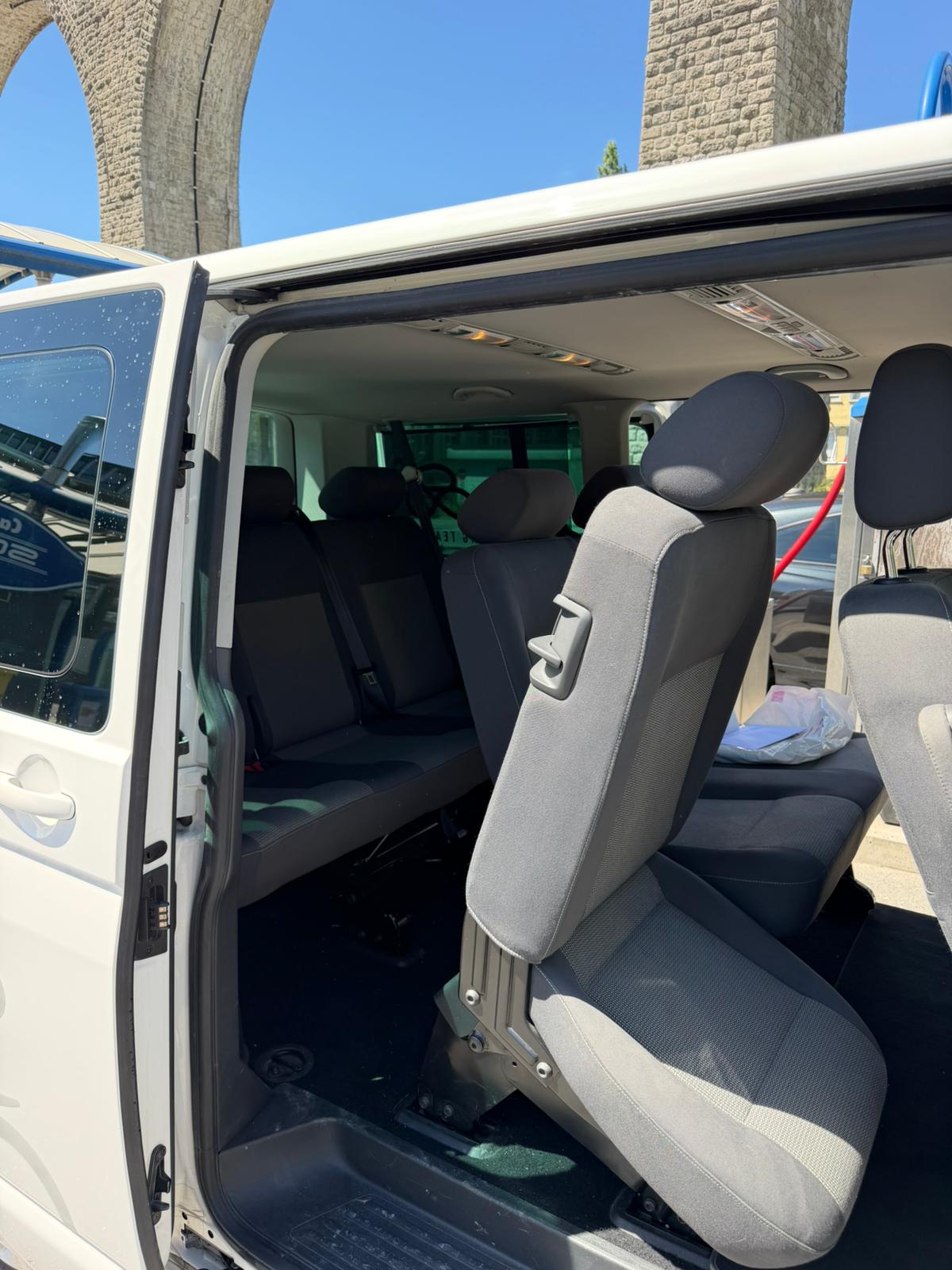 VW Caravelle 4x4-image-11