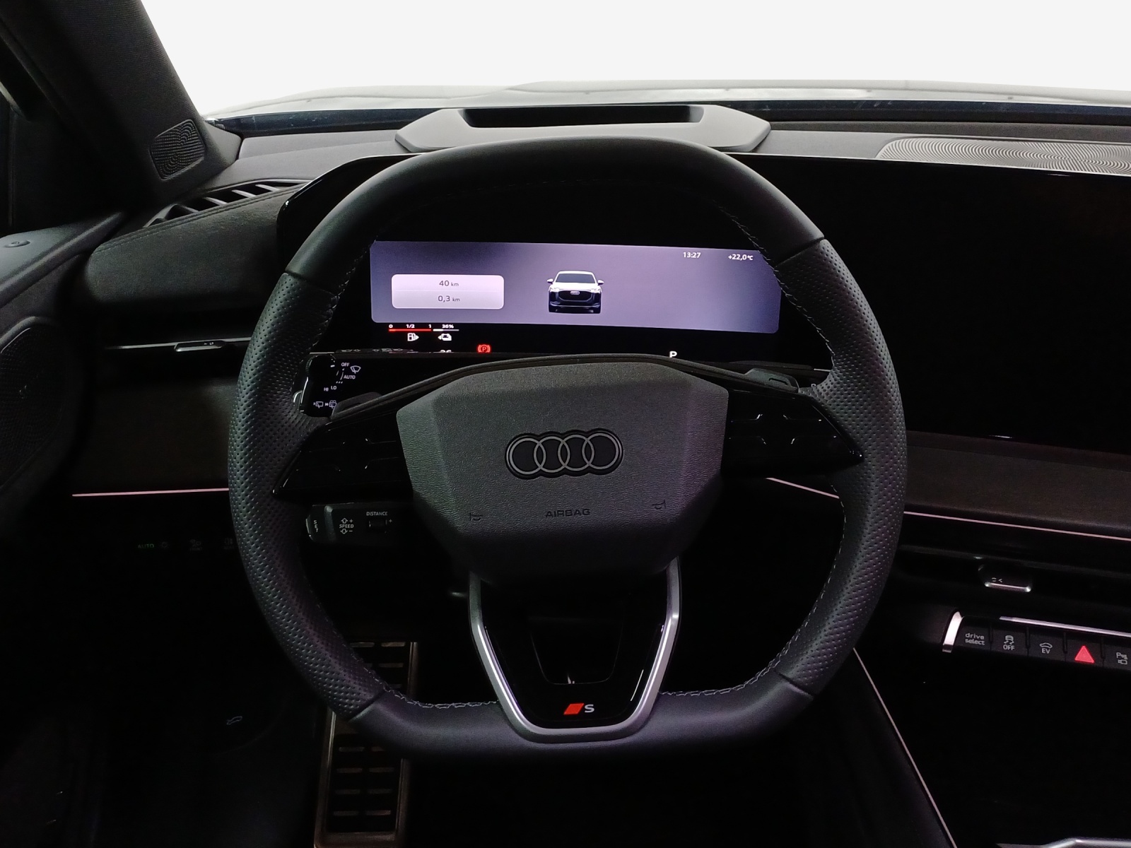 AUDI Q3 Sportback e-hybrid 200 kW S tronig-image-9