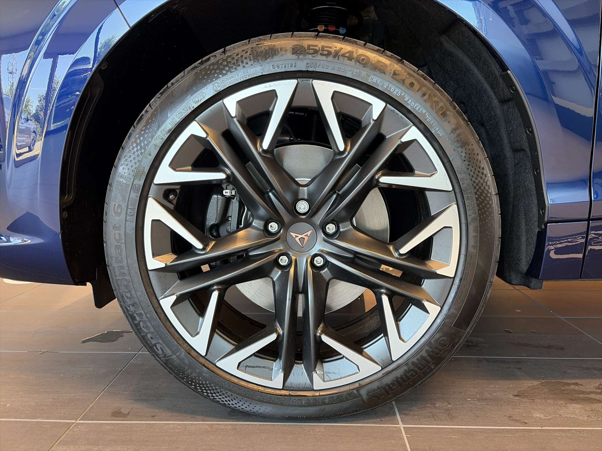CUPRA Terramar 2.0 TSi 4Drive VZ 265PS DSG-Automat-image-8