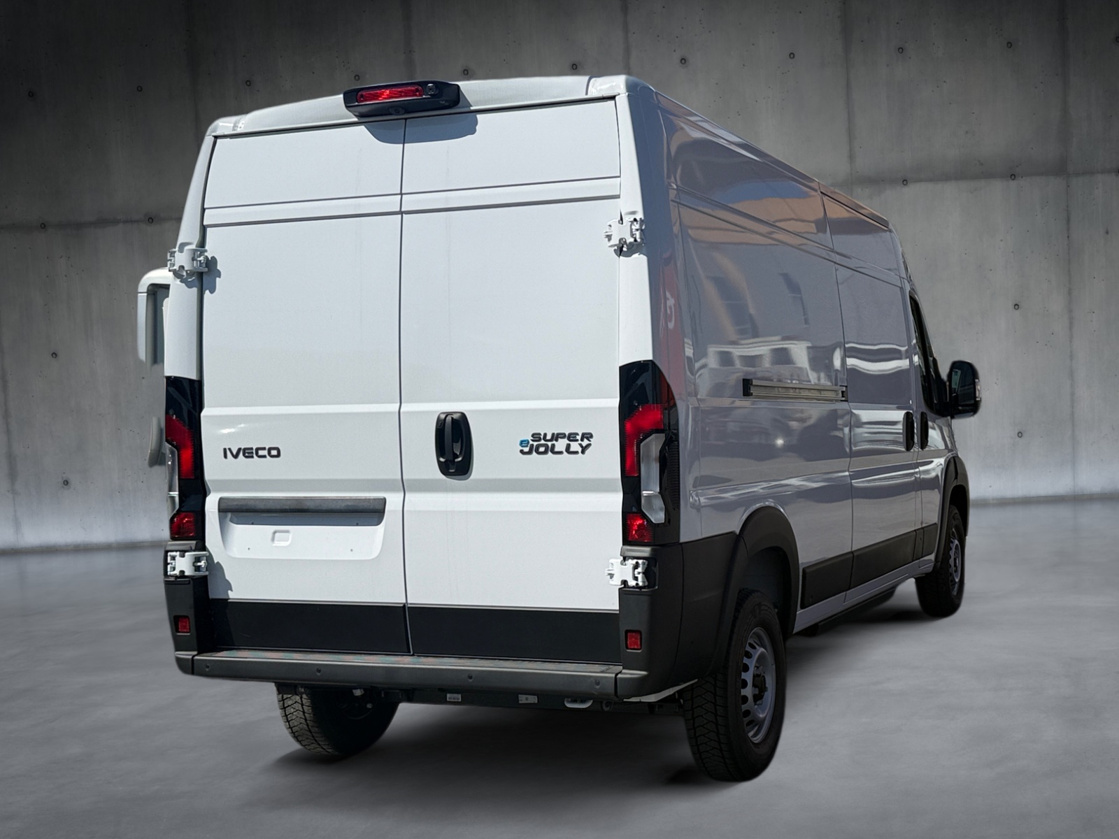 IVECO eSuperJolly-image-1