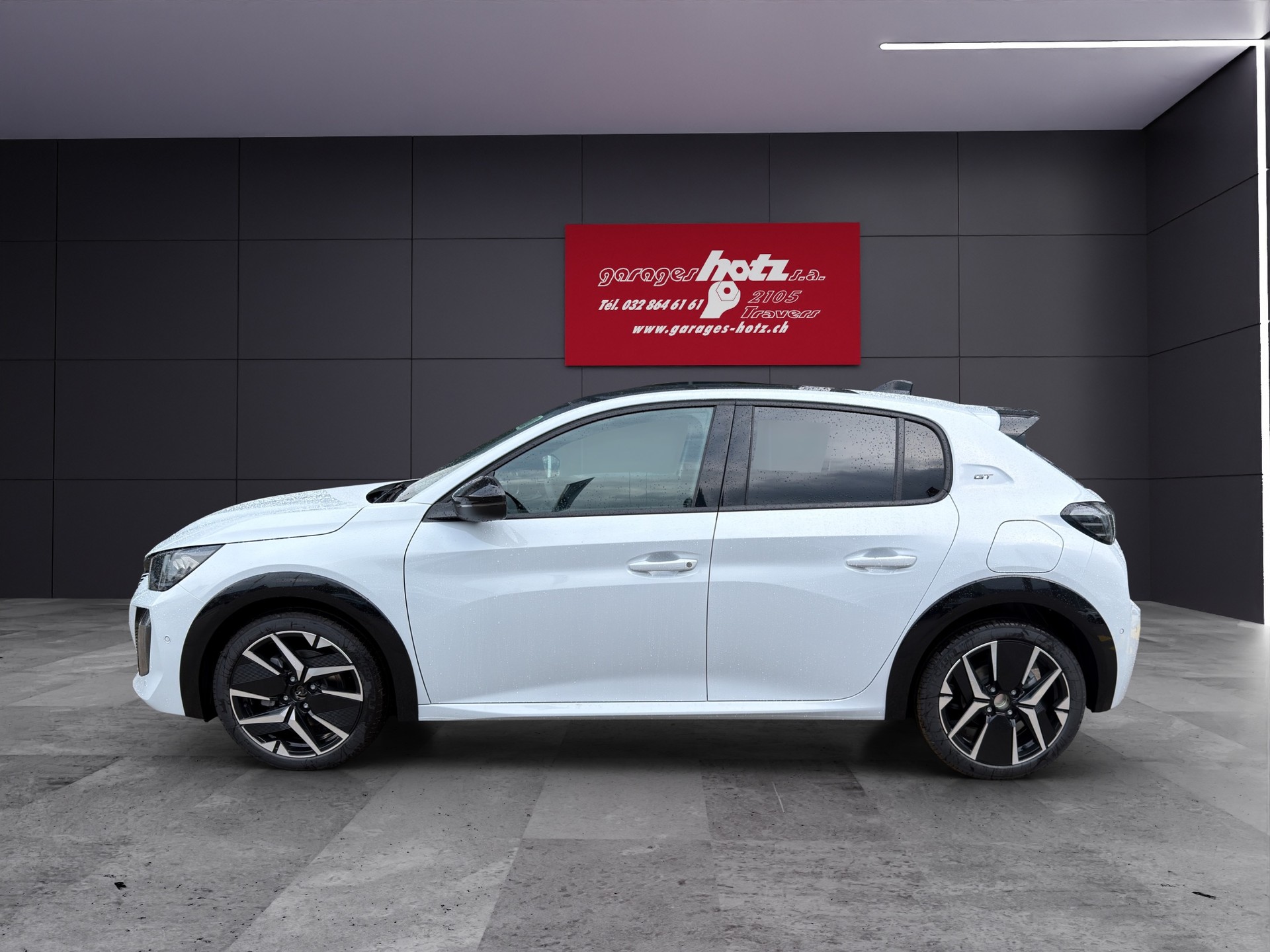 PEUGEOT 208 1.2 MHEV GT Exclusive-image-2