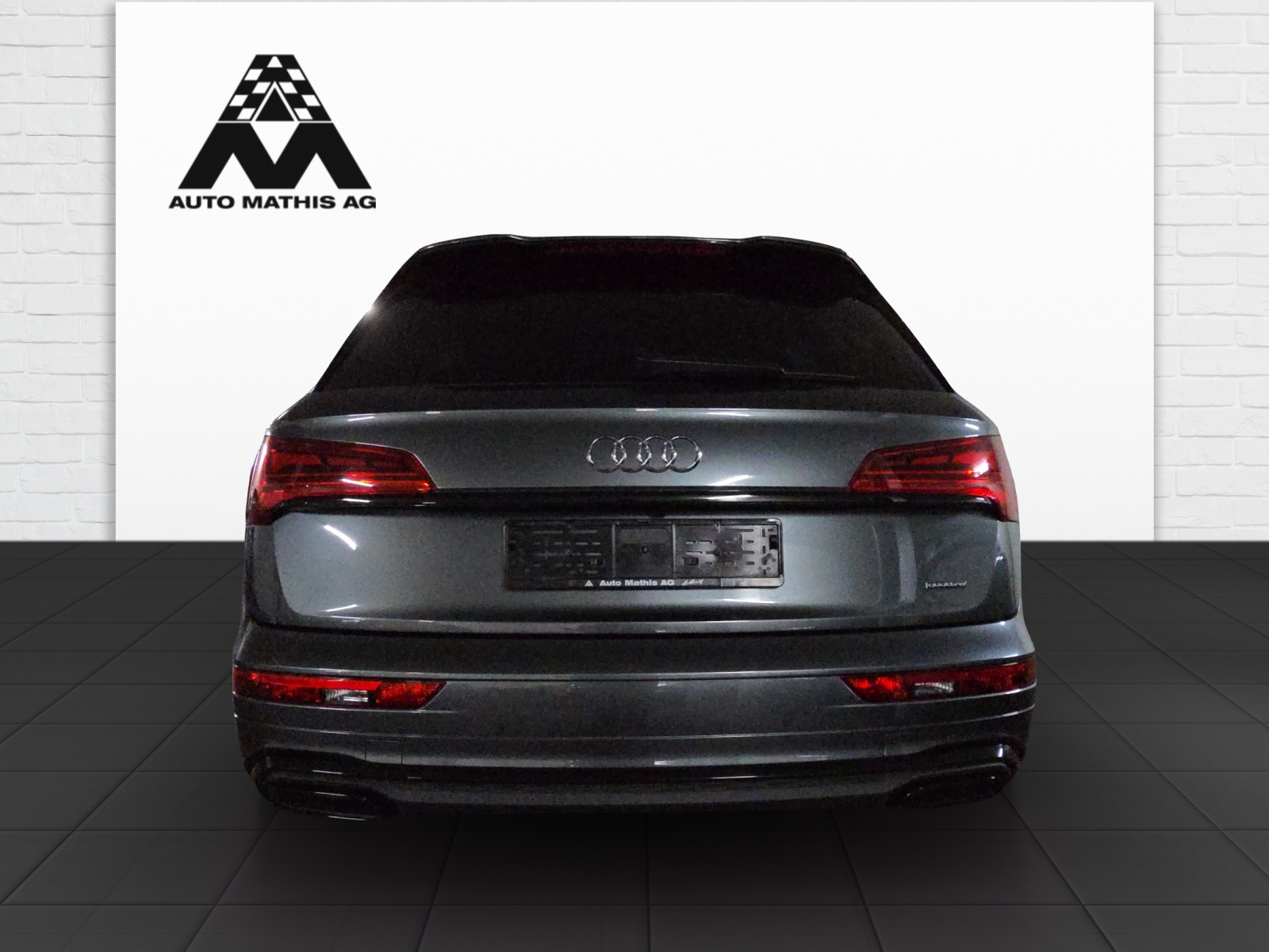 AUDI Q5 45 TFSI S-line quattro S-tronic-image-9
