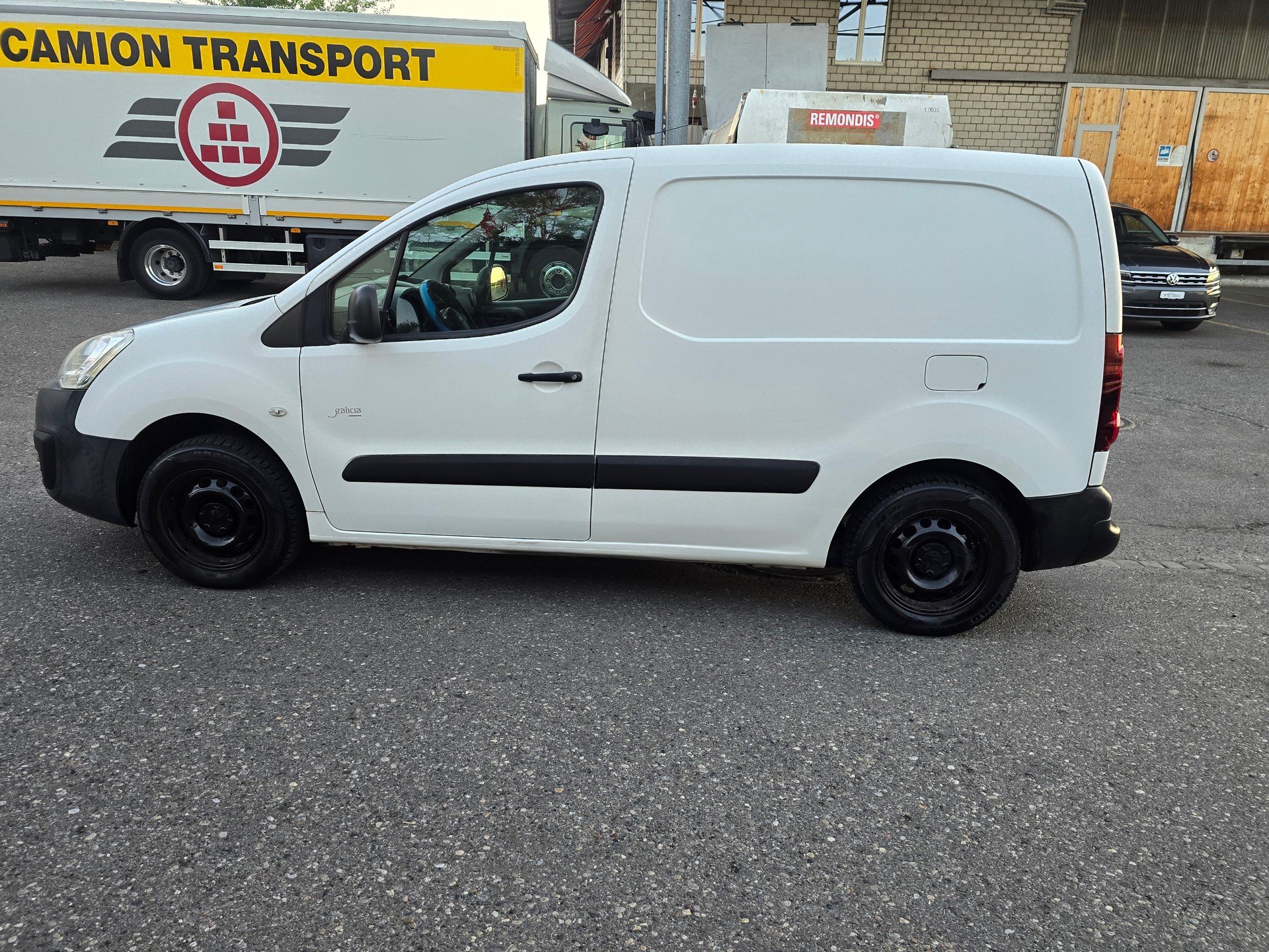 PEUGEOT Partner 1.6 BlueHDI Active-image-8