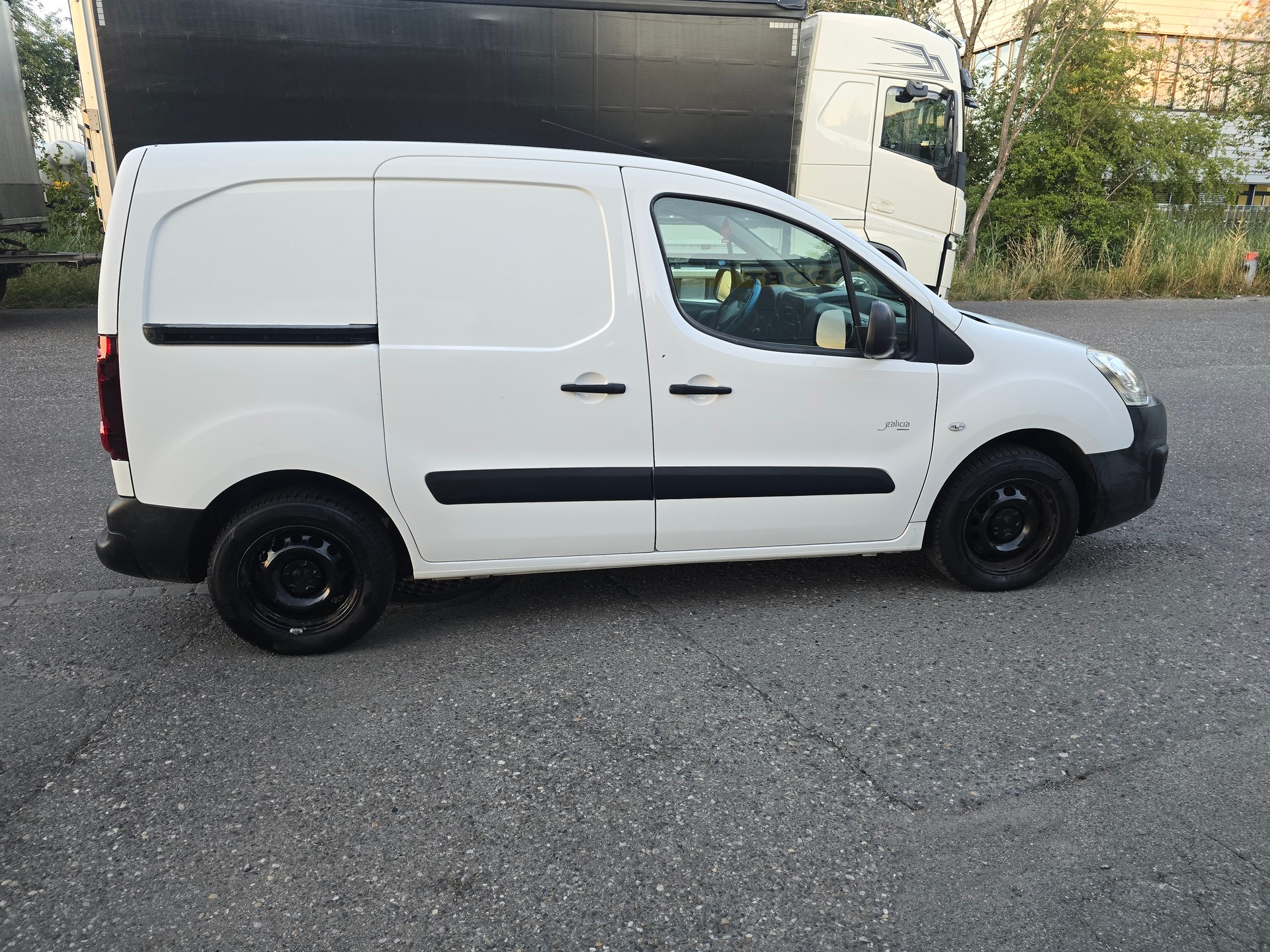 PEUGEOT Partner 1.6 BlueHDI Active-image-7