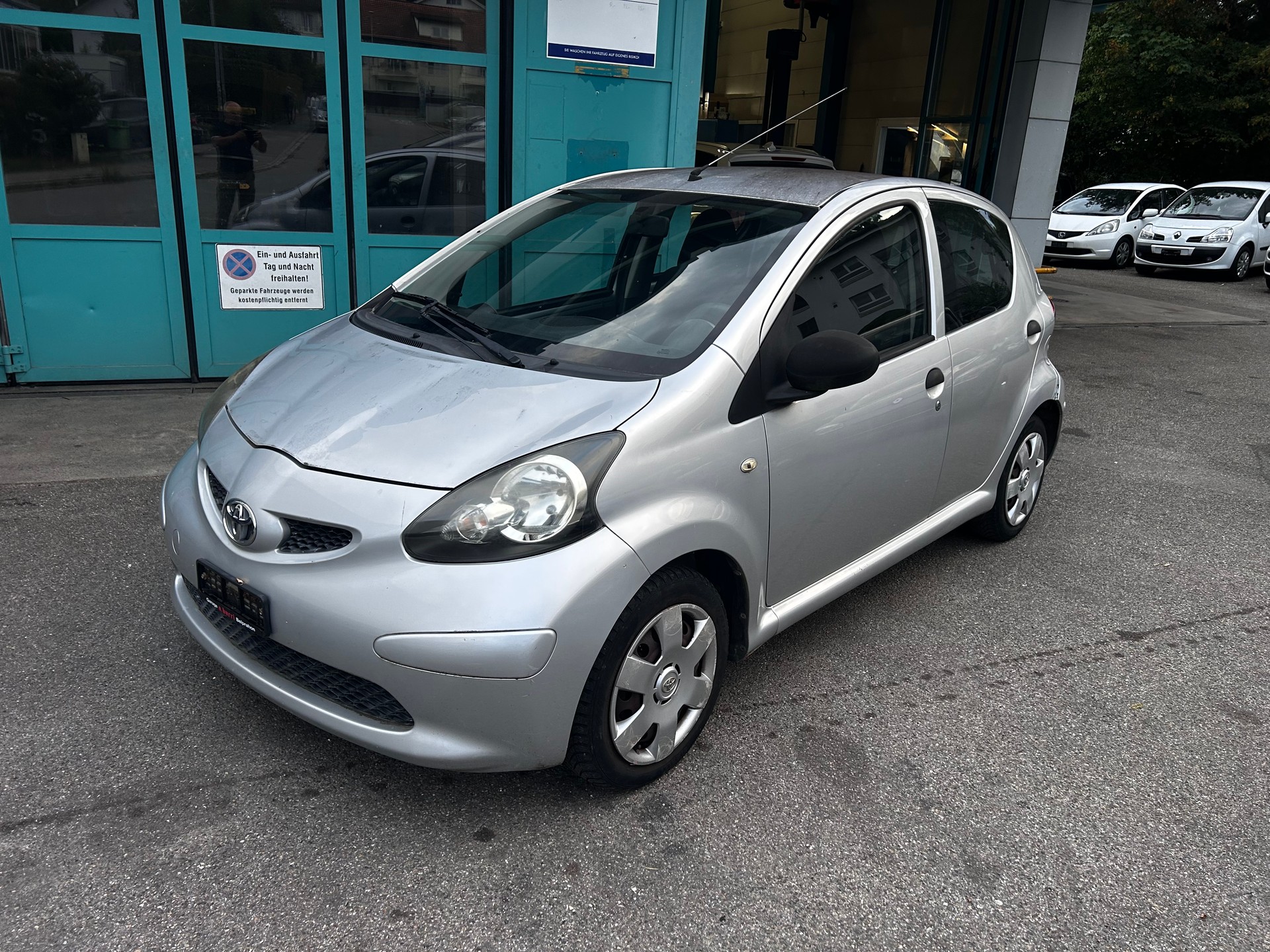 TOYOTA Aygo 1.0 Linea Terra-image-1