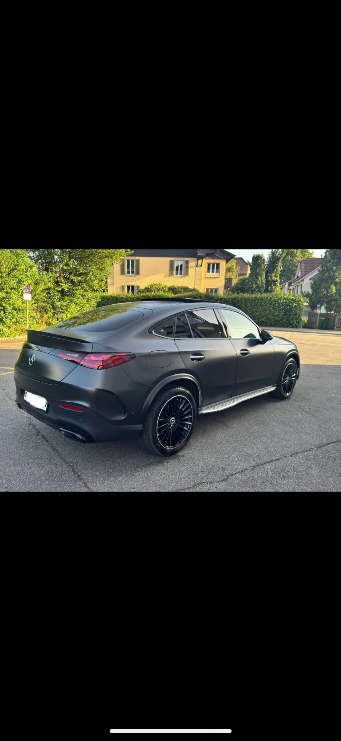 MERCEDES-BENZ GLC 220 d AMG Line 4matic-image-1