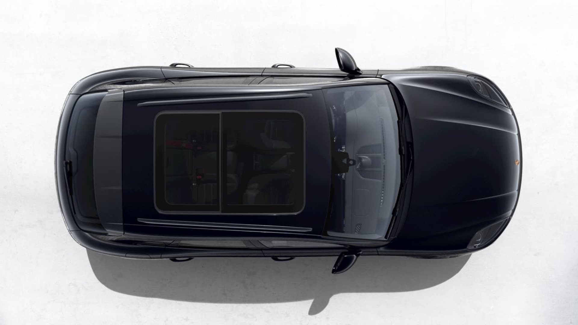 PORSCHE Macan T-image-4