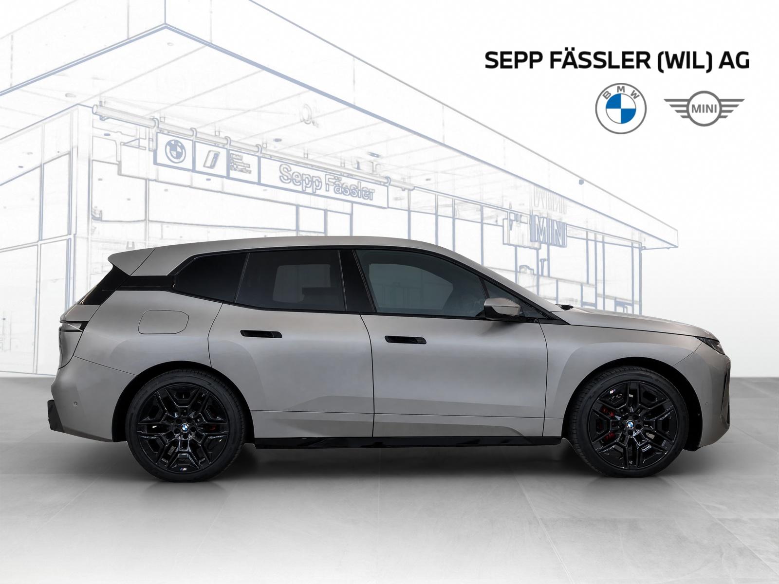BMW iX xDrive60 M Sport Pro-image-5