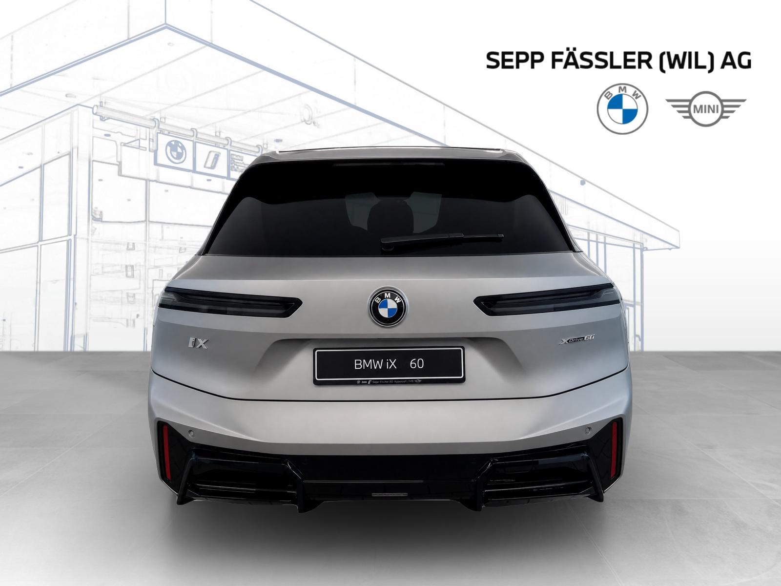 BMW iX xDrive60 M Sport Pro-image-3