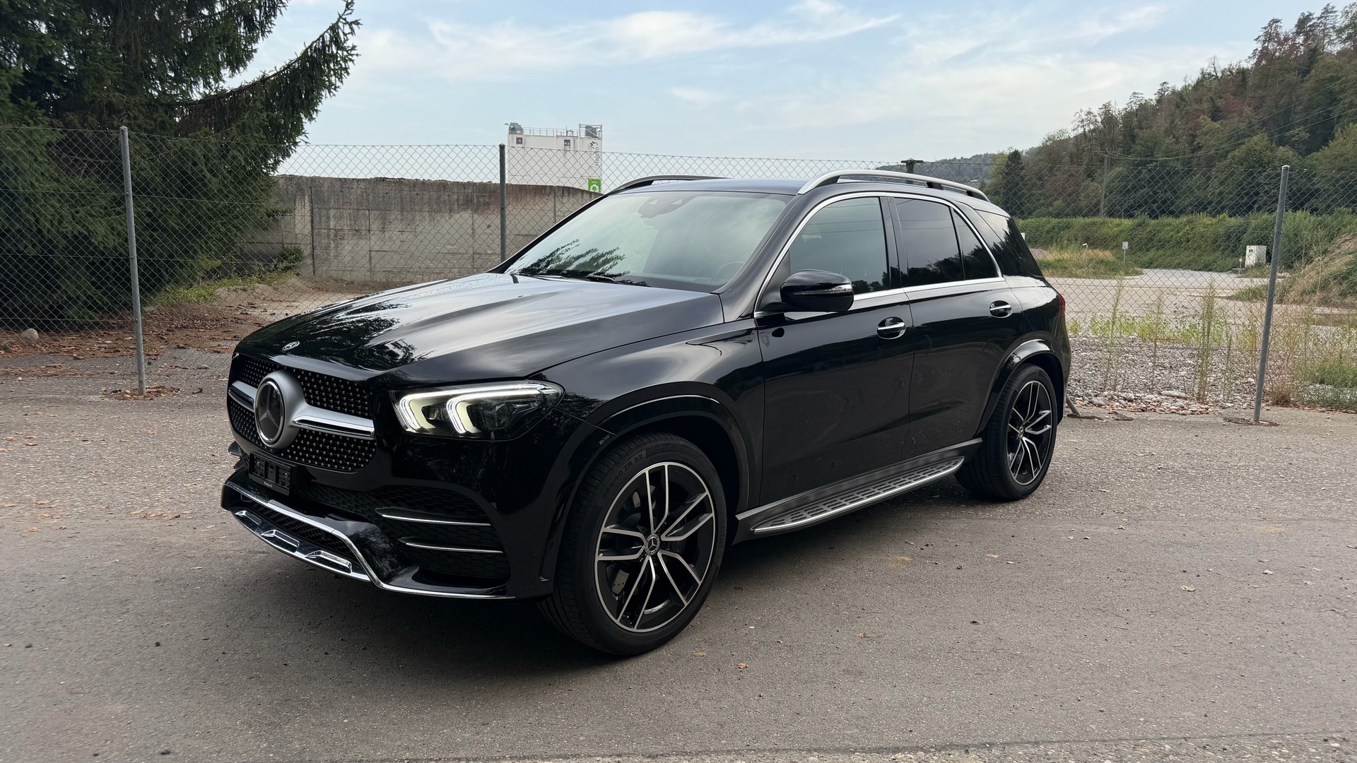 MERCEDES-BENZ GLE 450 AMG Line – Leasingübernahme CHF 708.–/Mt. oder Kauf-image-0