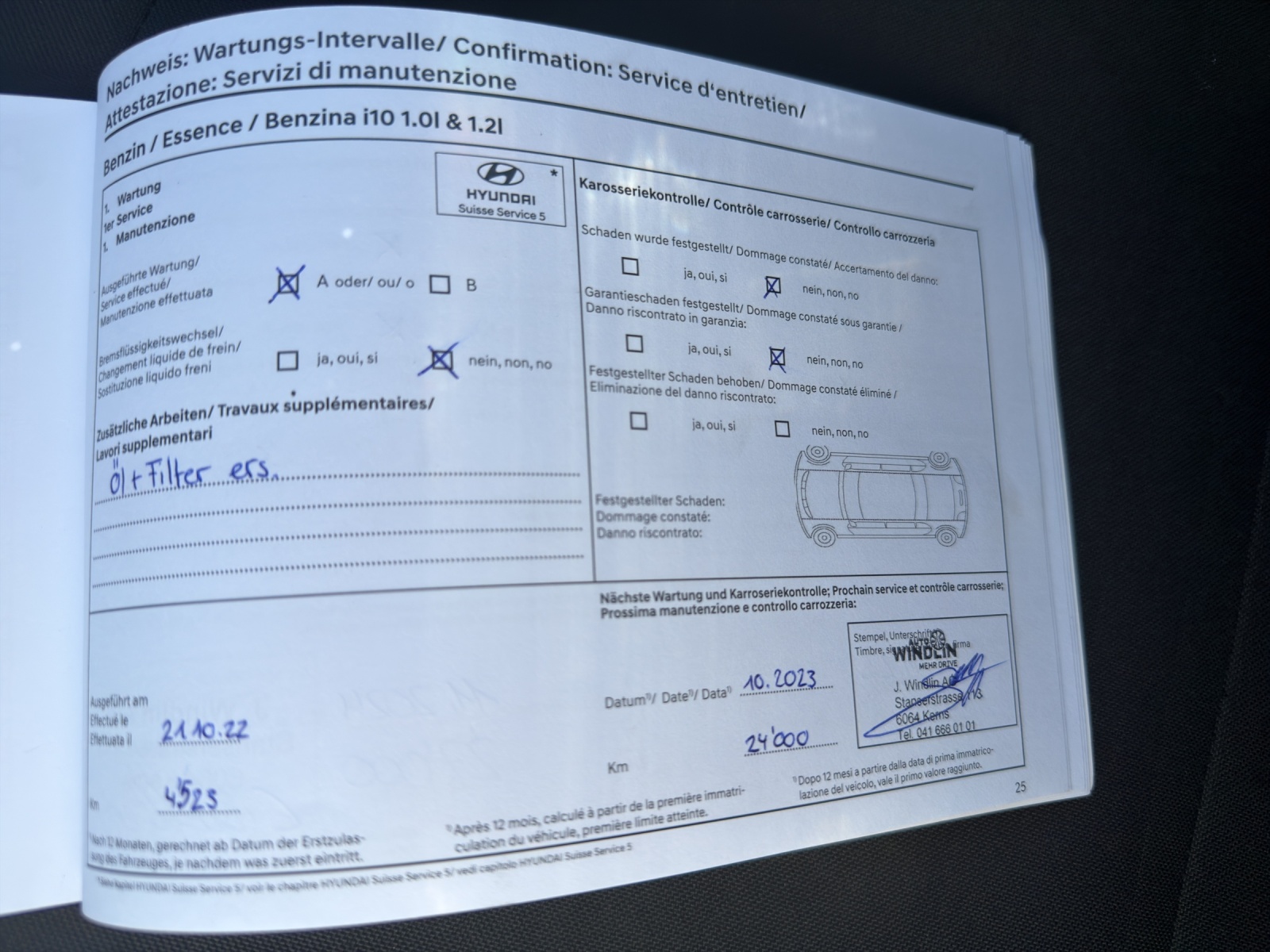 HYUNDAI i10 1.2 Amplia Automat-image-9