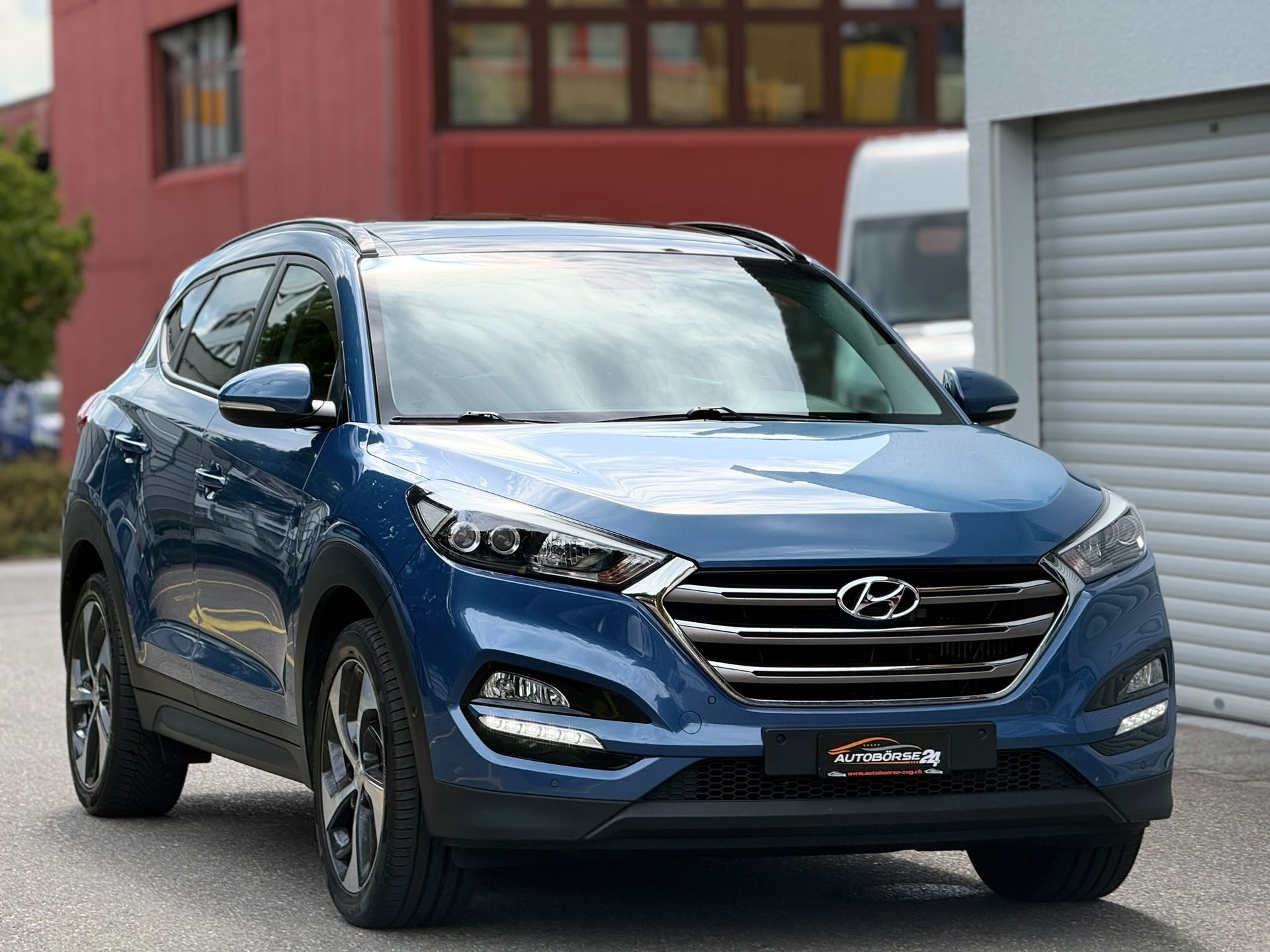 HYUNDAI Tucson 2.0 CRDi 185 Launch Edition 4WD-image-1