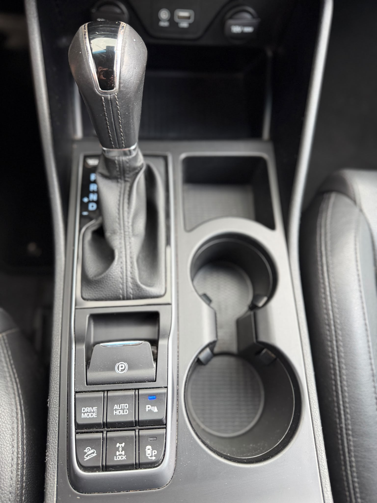 HYUNDAI Tucson 2.0 CRDi 185 Launch Edition 4WD-image-15