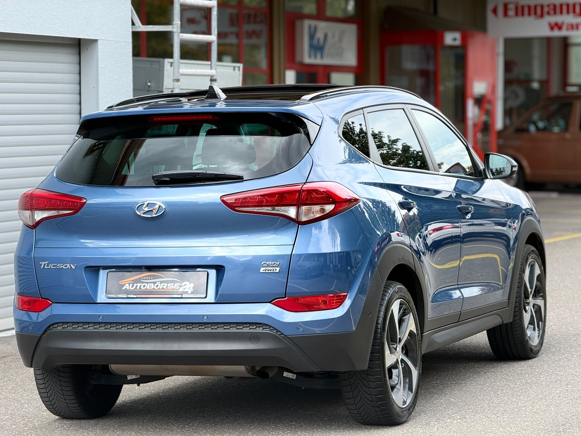 HYUNDAI Tucson 2.0 CRDi 185 Launch Edition 4WD-image-4