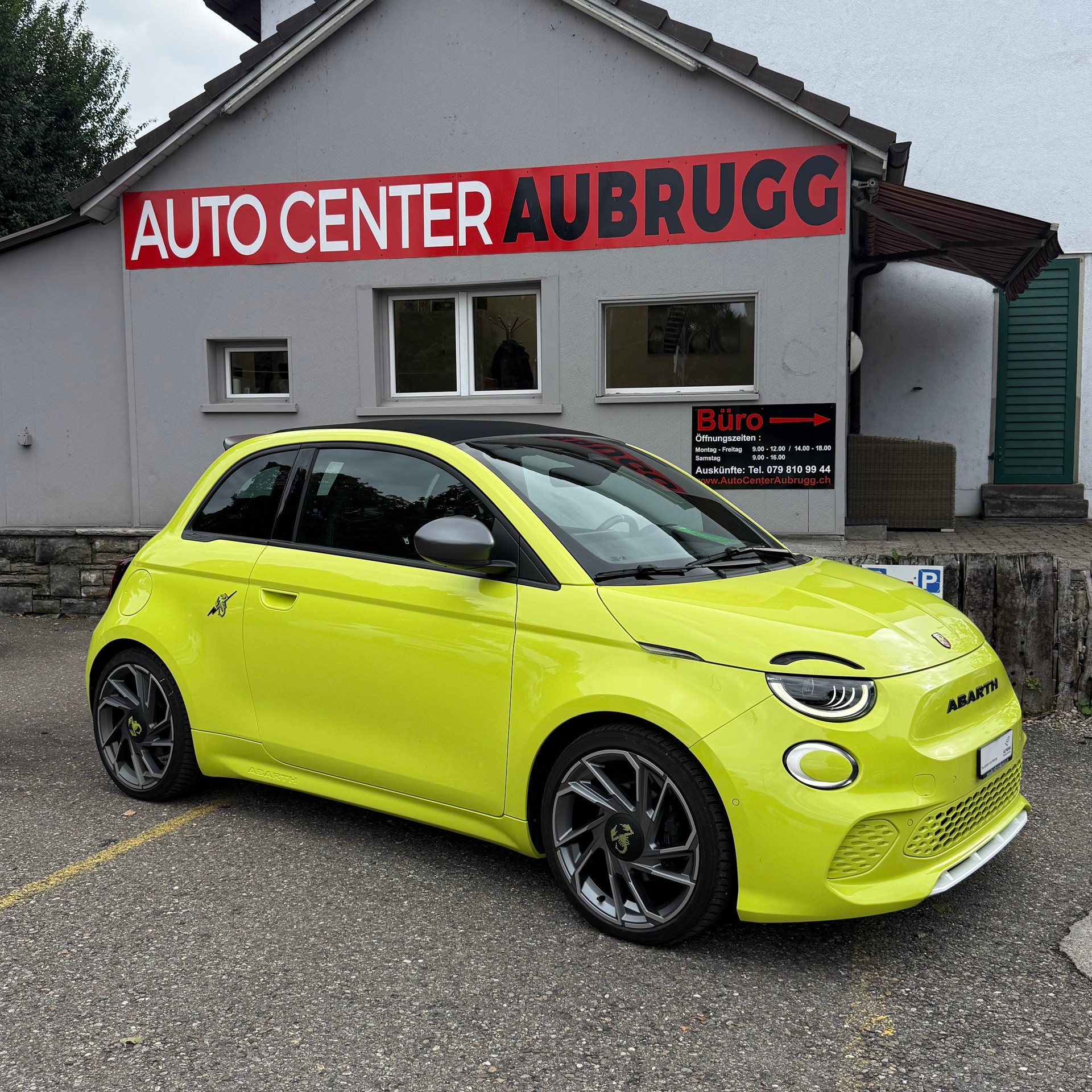 FIAT Abarth Cabrio 500e Scorpionissima