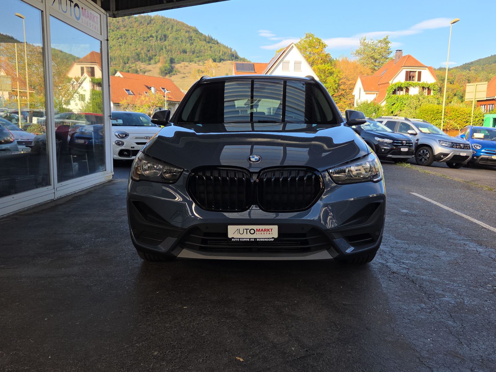 BMW X1 sDrive 18i-image-3
