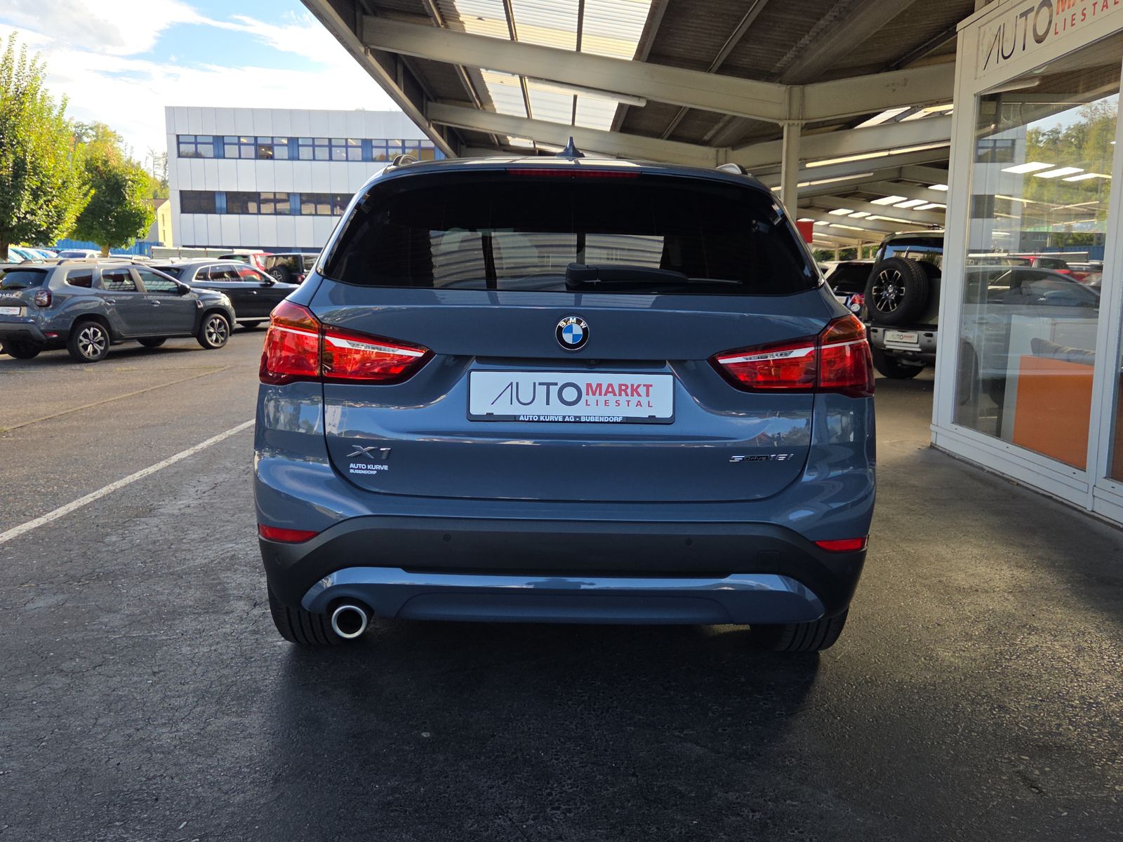 BMW X1 sDrive 18i-image-13