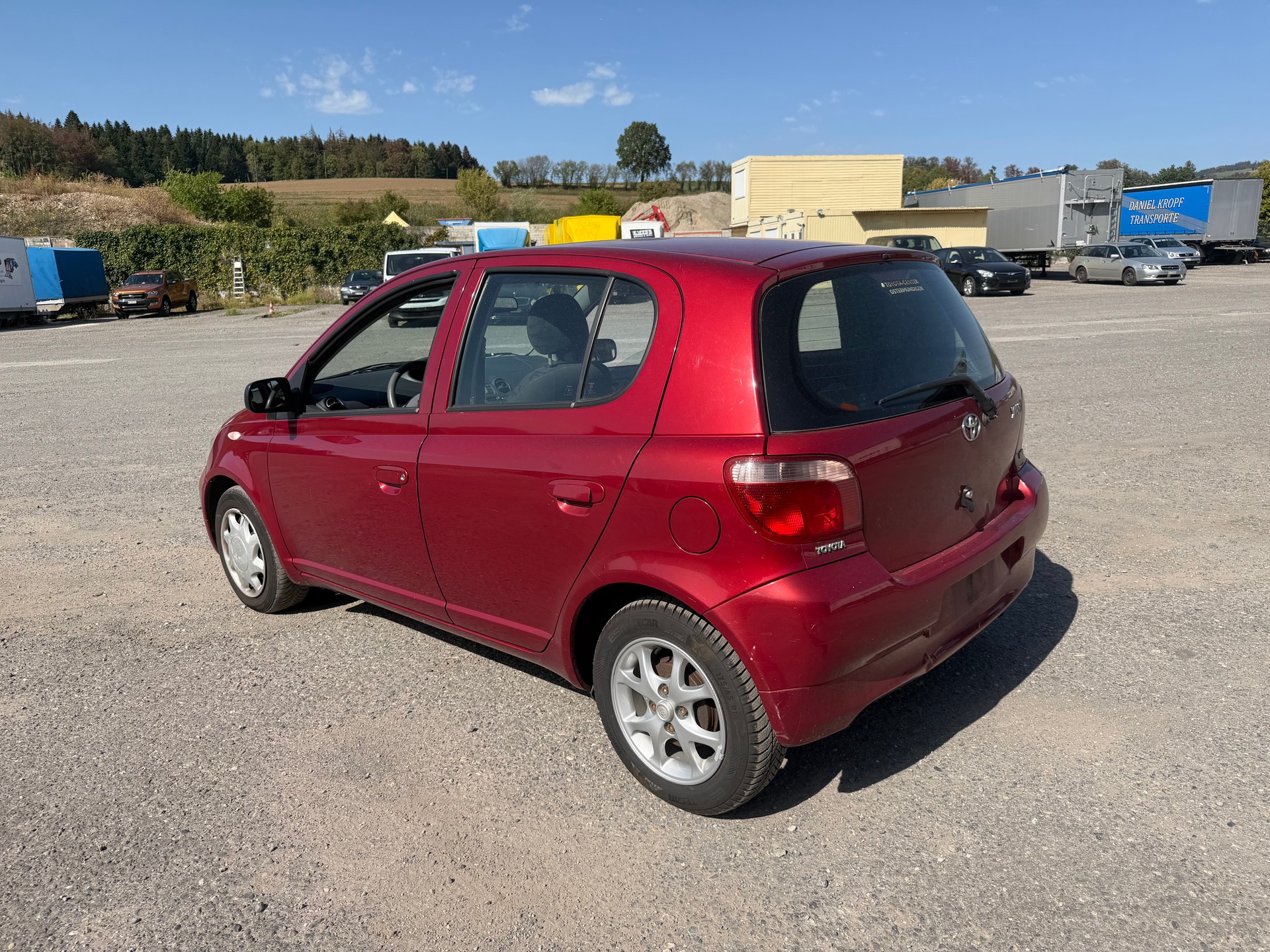 TOYOTA Yaris 1.3 Linea Sol-image-3