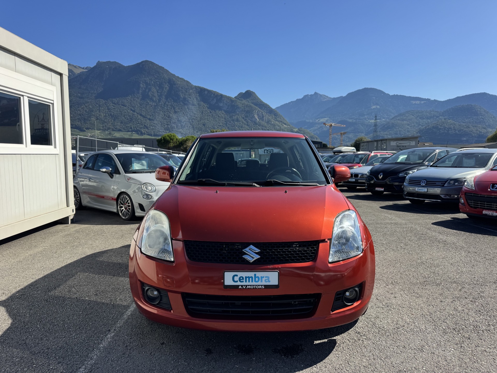 SUZUKI Swift 1.3i 16V GL 4x4-image-1