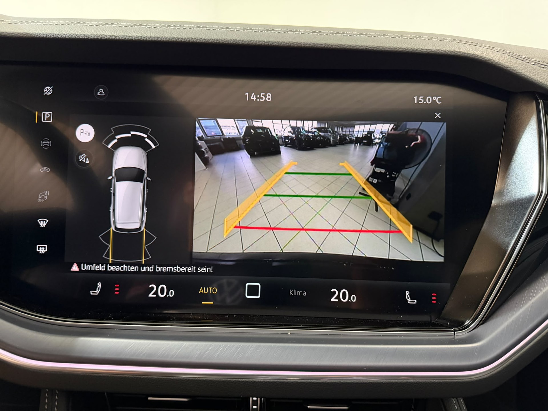 VW Touareg 3.0 TDI R-Line Final Edition Tiptronic-image-13
