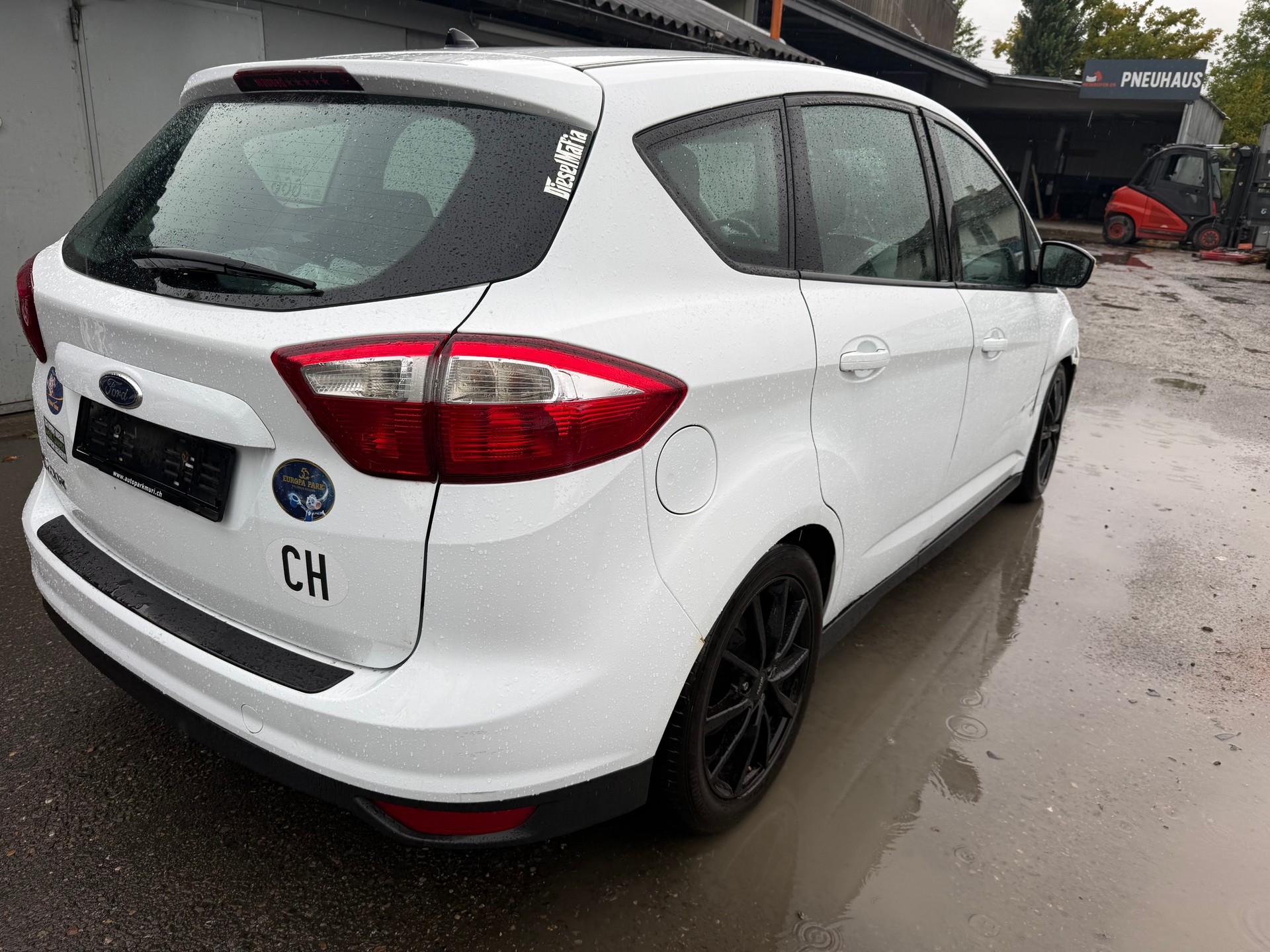 FORD C-Max 1.6 TDCi Titanium-image-6