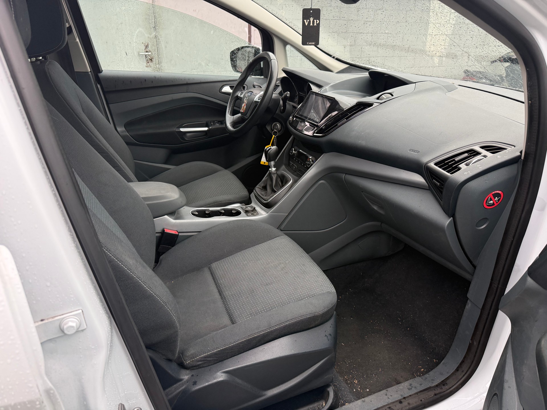 FORD C-Max 1.6 TDCi Titanium-image-8