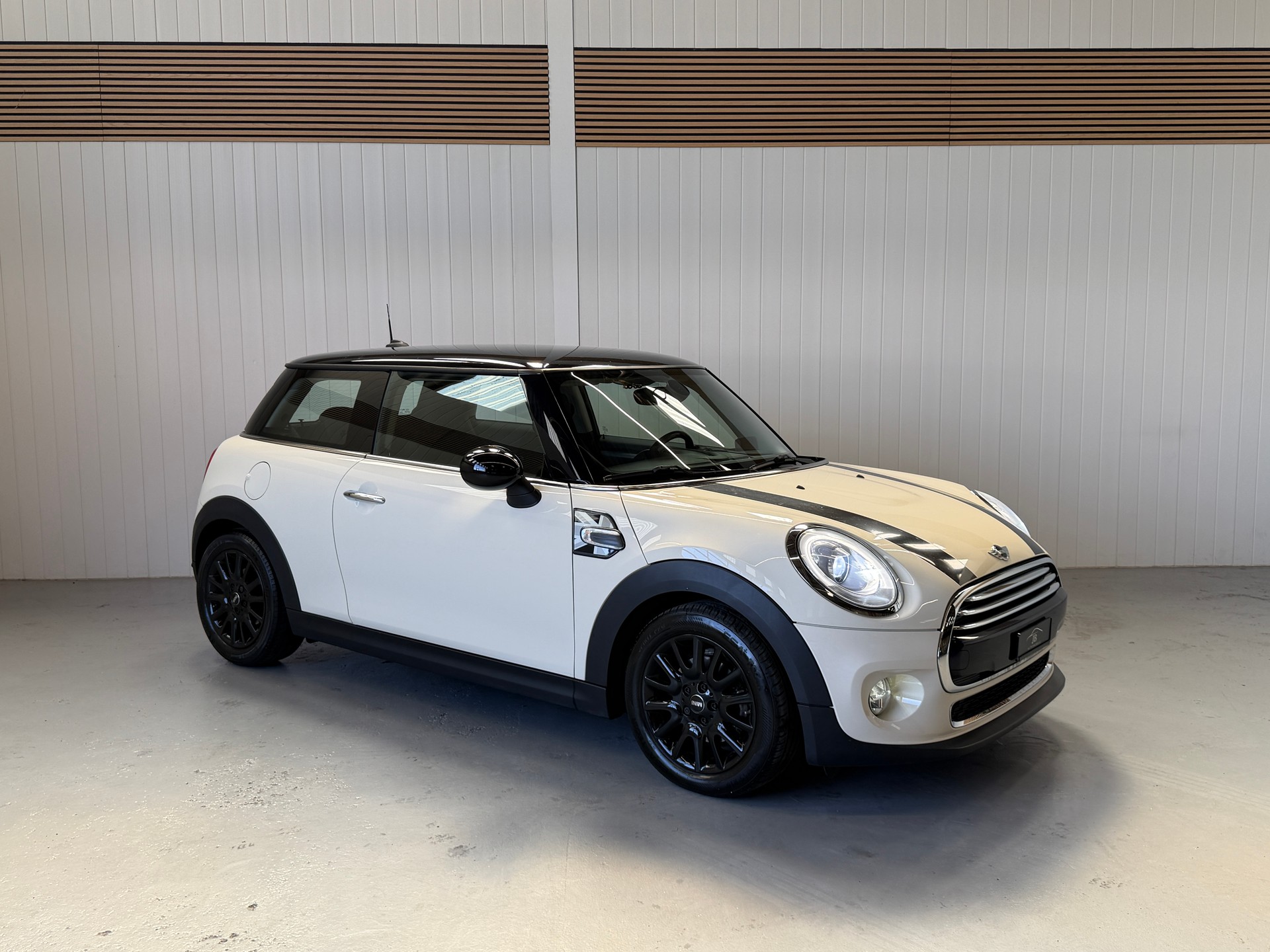 MINI Cooper Steptronic-image-7