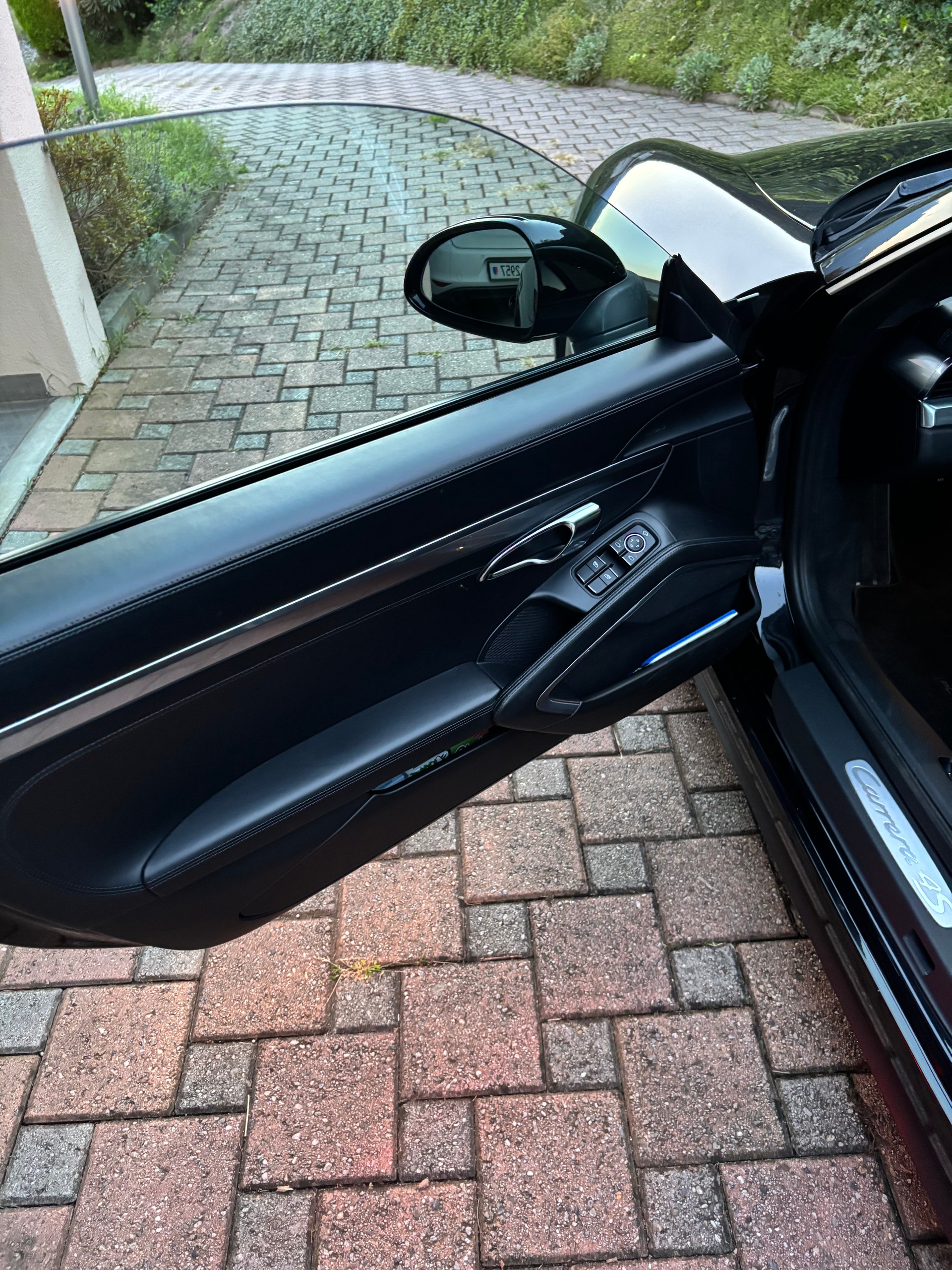 PORSCHE 911 Carrera 4S PDK-image-9