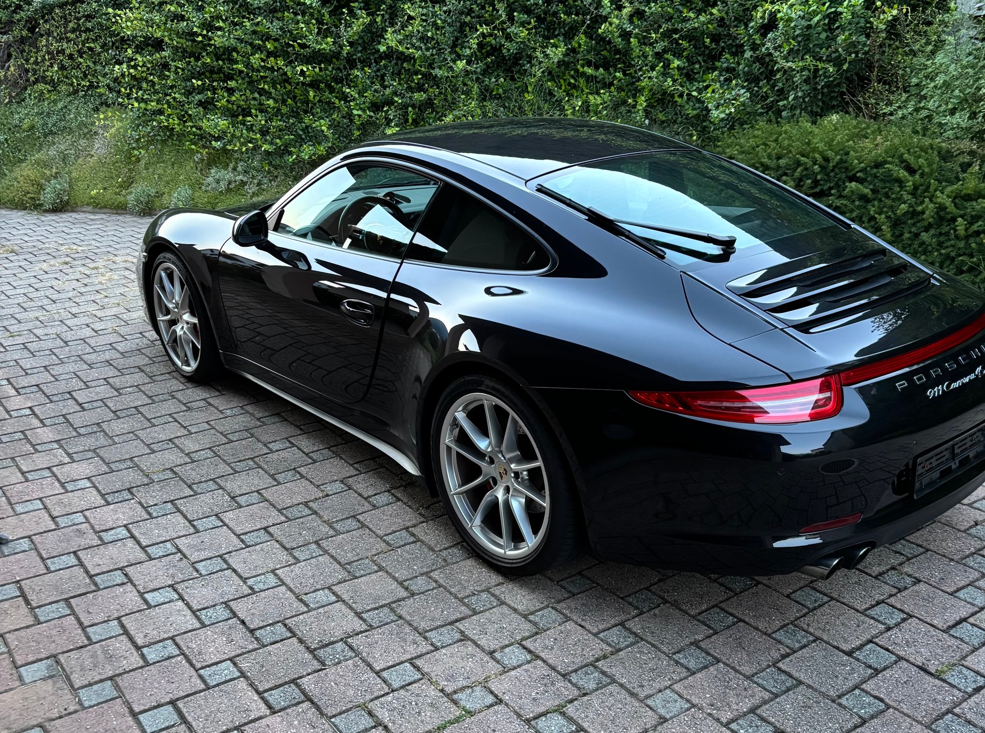 PORSCHE 911 Carrera 4S PDK-image-2