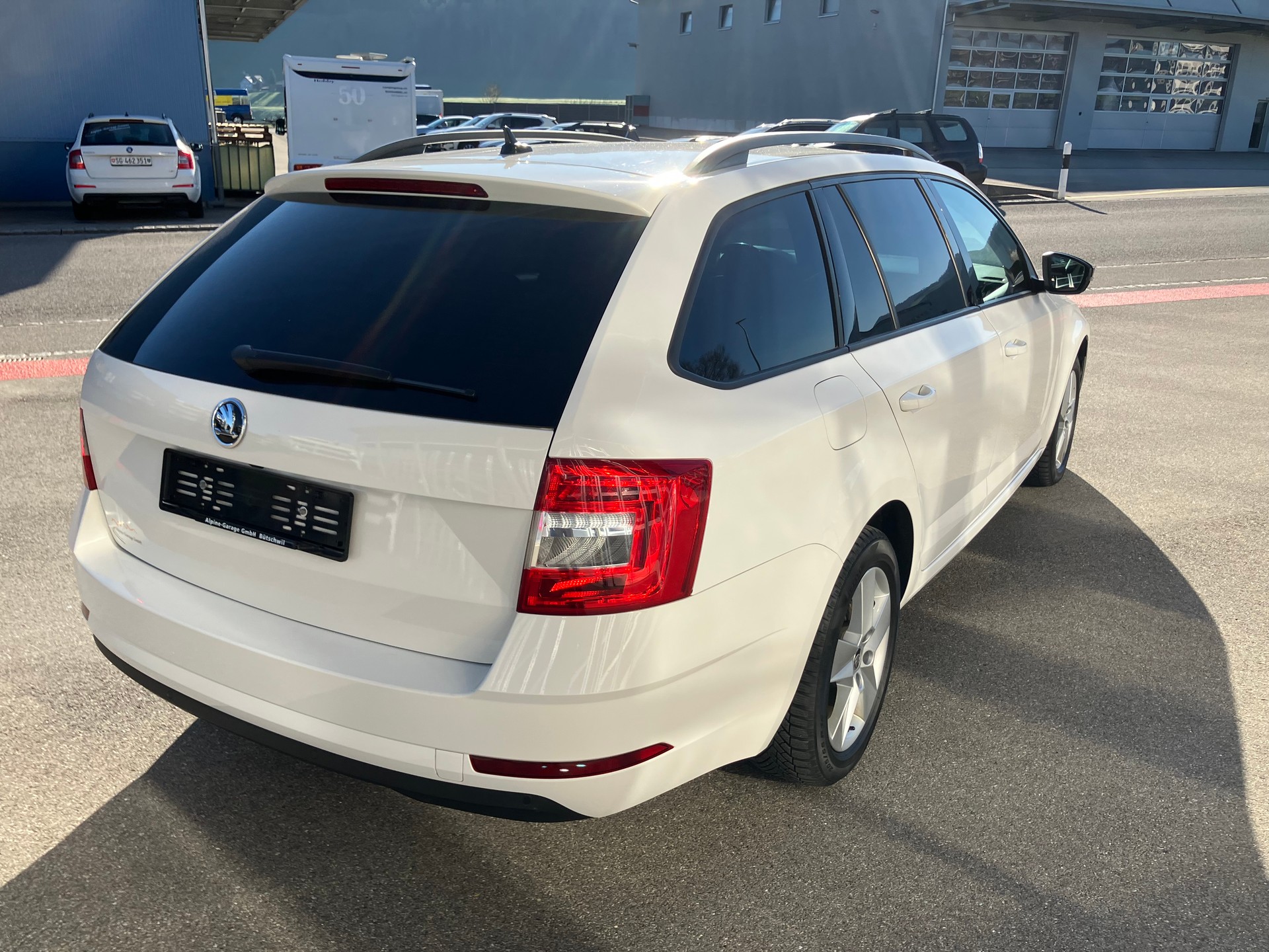 SKODA Octavia Combi 2.0 TDI Ambition 4x4 DSG-image-3