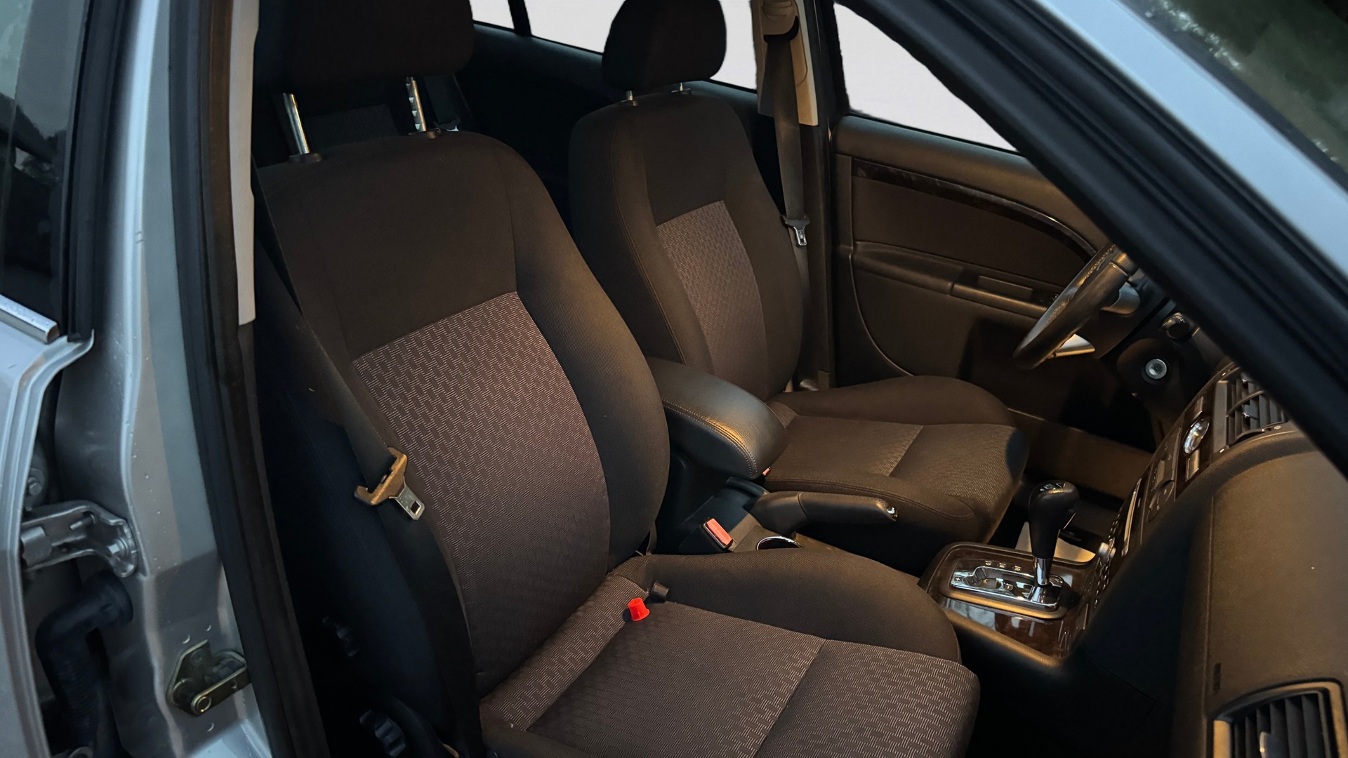 FORD Mondeo 2.5i V6-image-15