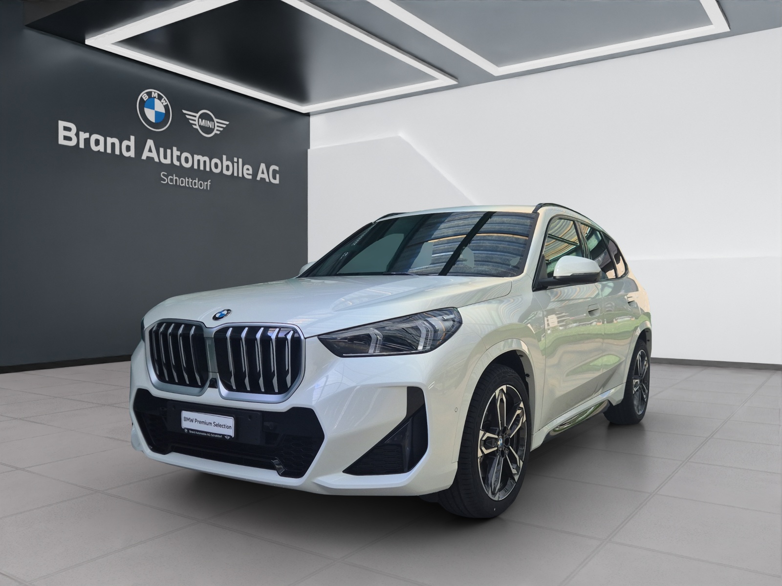 BMW X1 23d xDrive paddles-image-0
