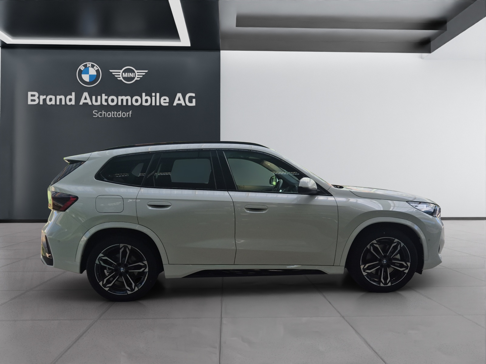 BMW X1 23d xDrive paddles-image-5